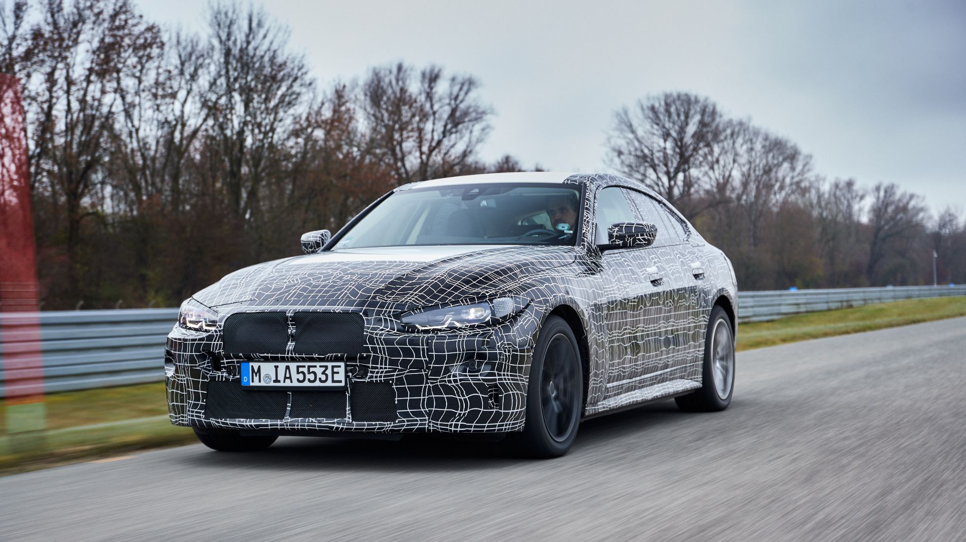 600ee67e559e934633412d49_P90412303_highRes_bmw-i4-prototype-fin-1.jpg