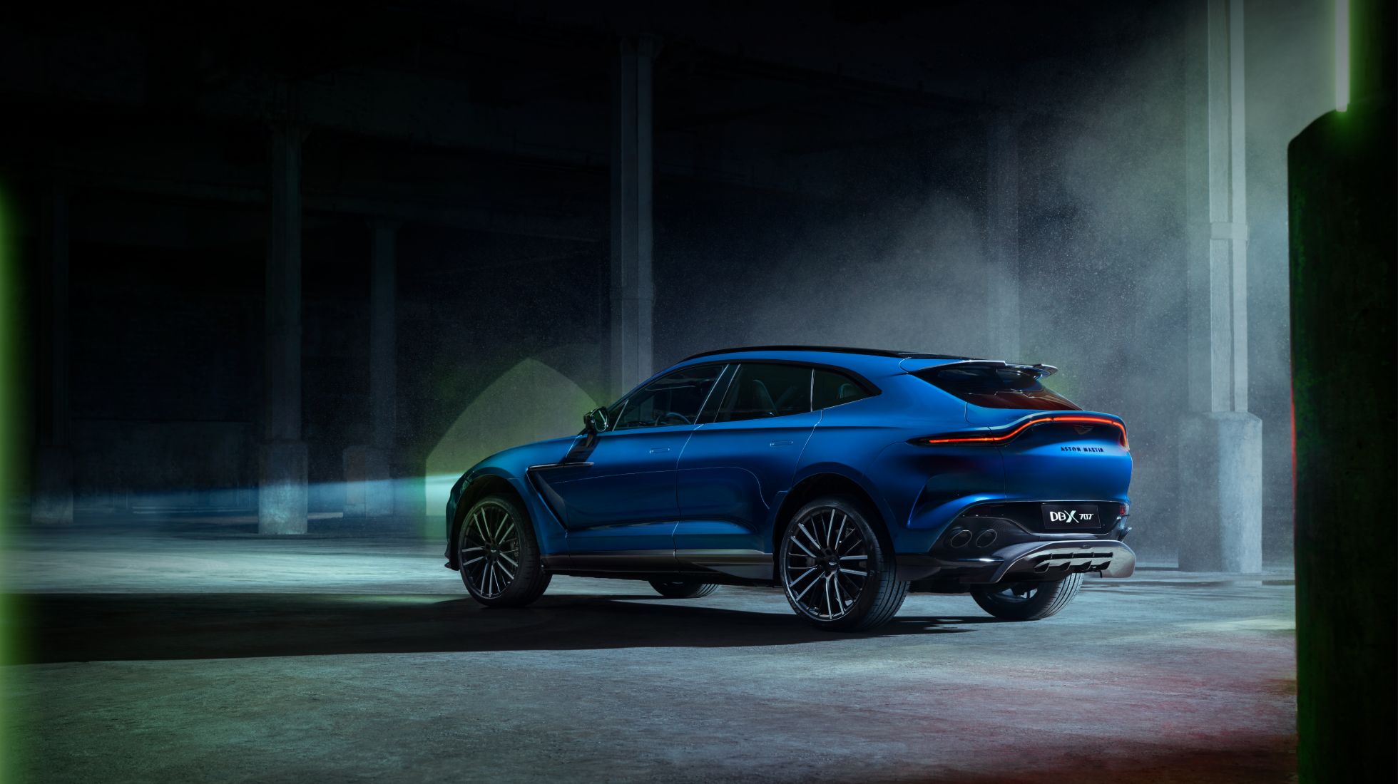 61fa6f856d0bd3f9a8f67bbc_Aston_Martin_DBX707_05-1