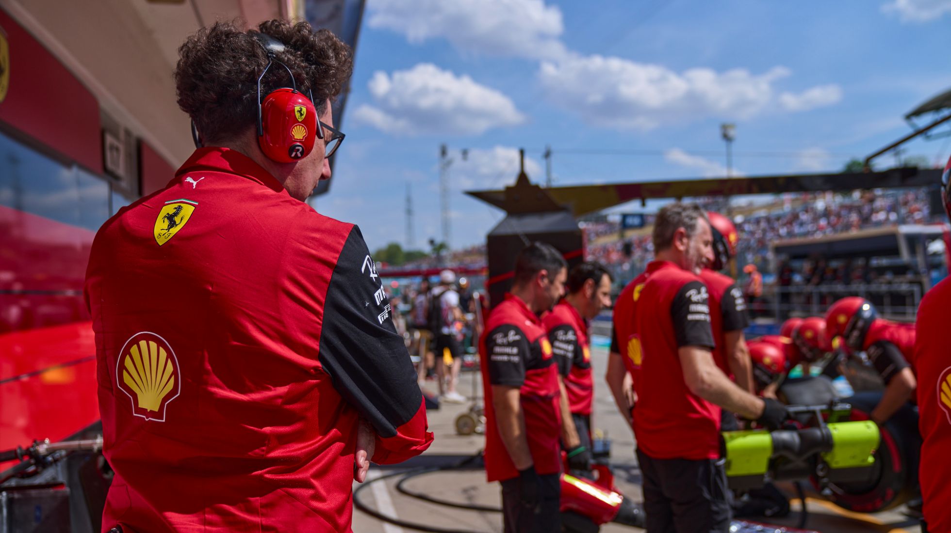 62e8cf222fc12d3e9e7c0e4f_Hungarian-Grand-Prix-TopGear-SA-Ferrari-1.jpg