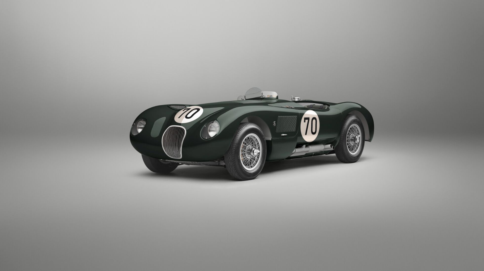 6347dc6b46aa9a3cd336e156_Jaguar-C-Type-70-Years-Continuation-TopGear-SA-2.jpg