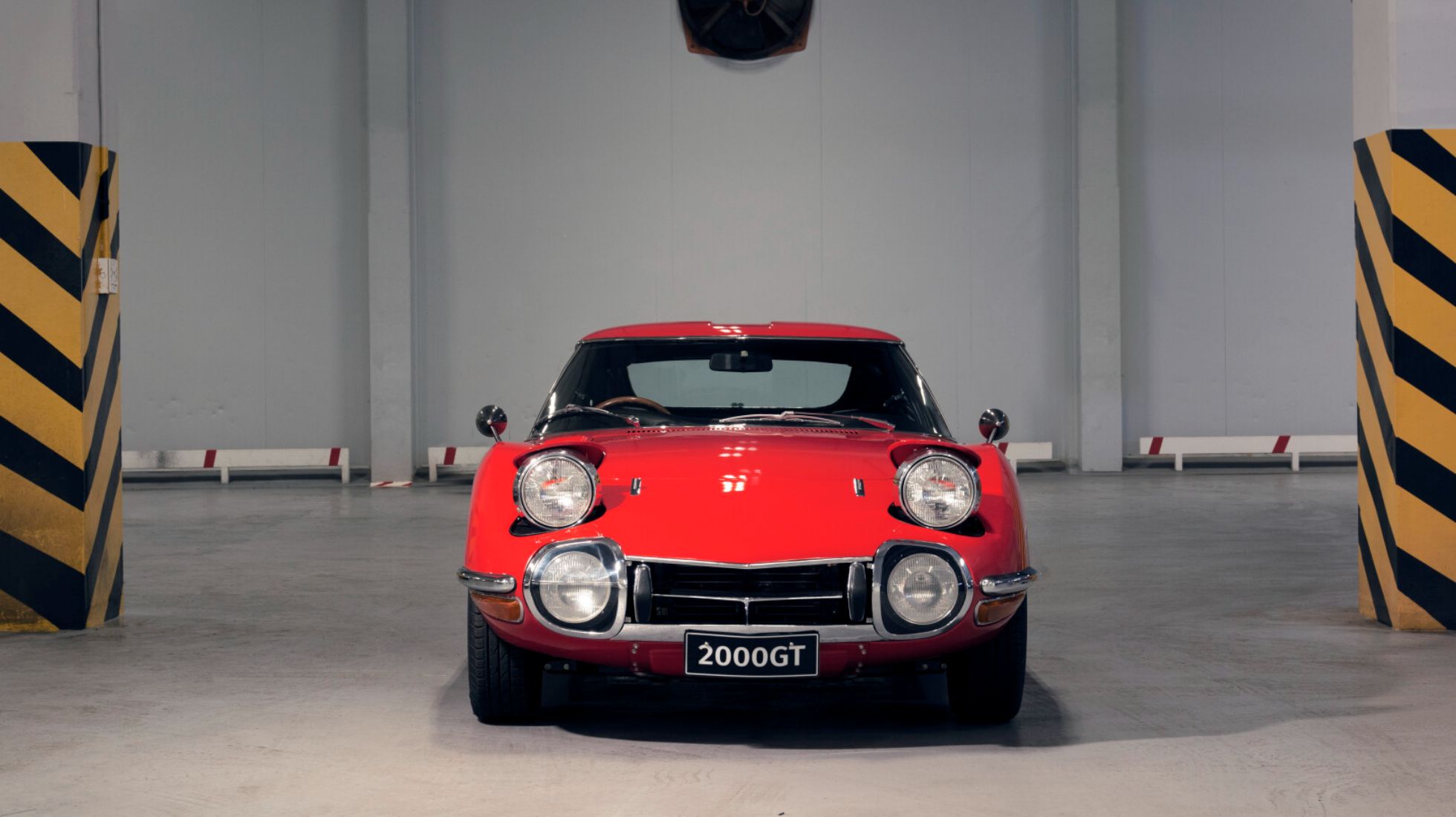 635243827c40d6413e6b0a06_Toyota-2000GT-TopGear-SA-Front-2.jpg