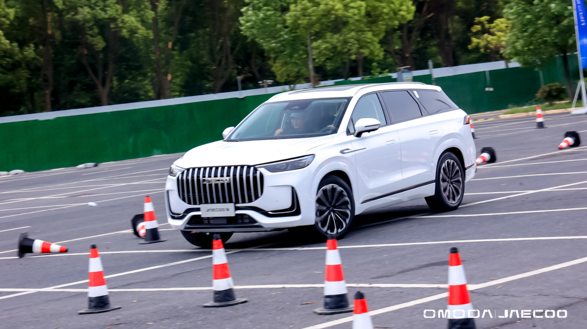 64b6e85f7902de46d3aab301_OMODAJAECOO-test-drive-7