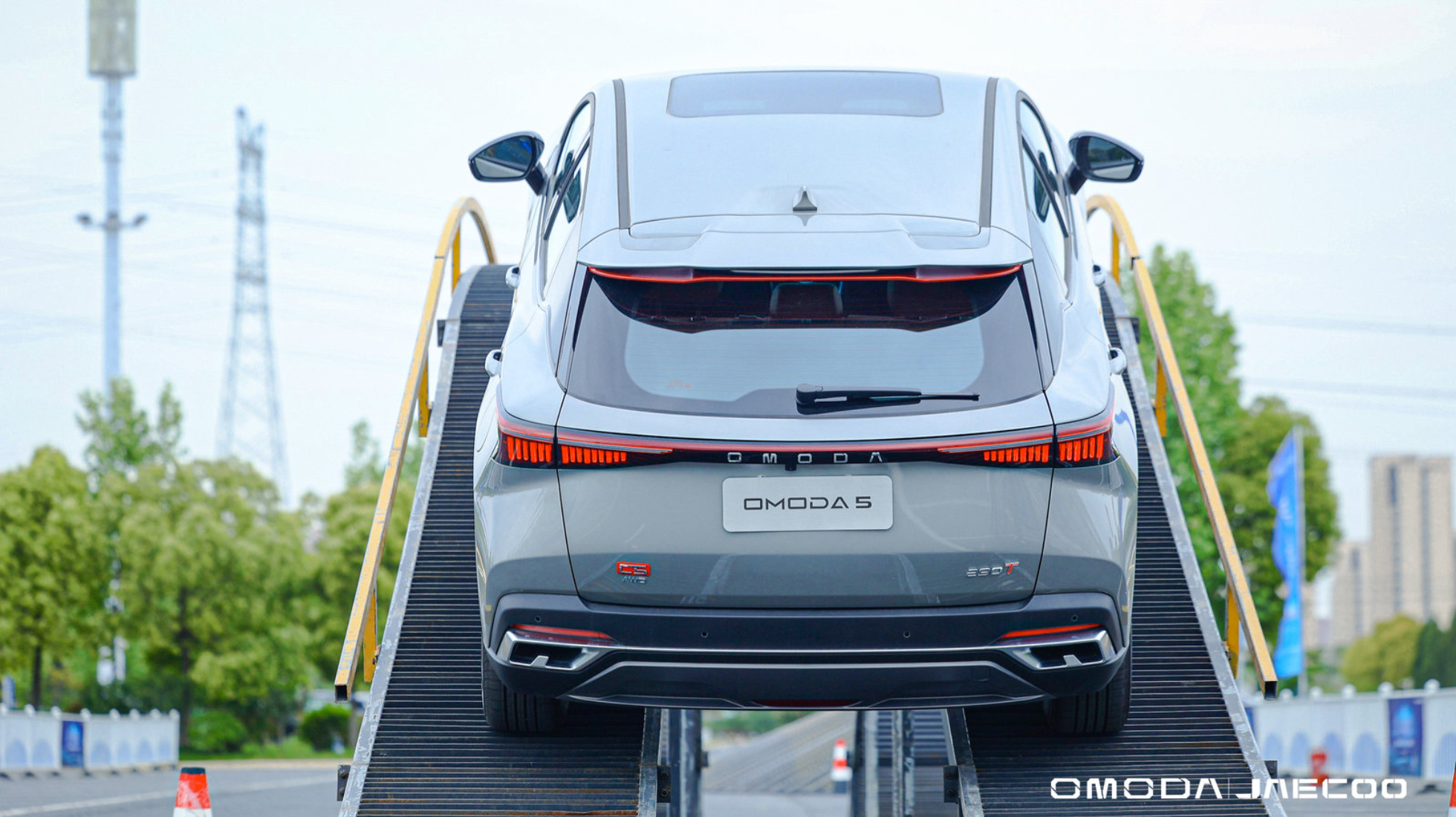 64b6e860aa32c0670ccb1398_OMODAJAECOO-test-drive-4