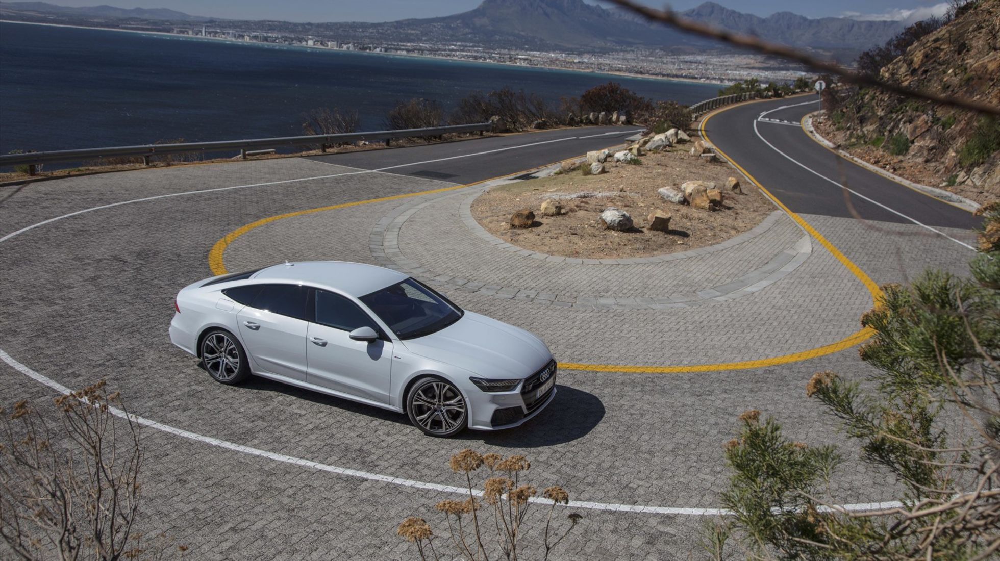 5f4a3bea3172bd6b3d8d64e8_2nd-Generation-Audi-A7-Hairpin-Ext.jpg