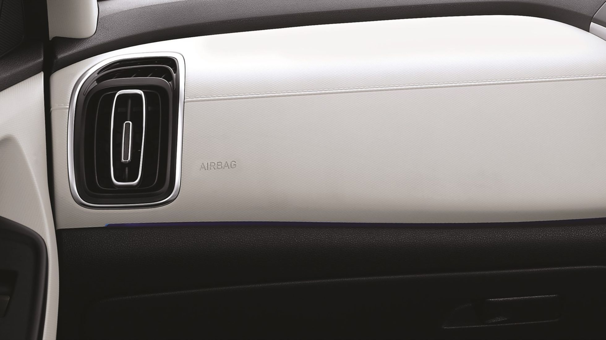 606265347f50da425576d3be_creta_interior_light_1800x1800-1.jpg