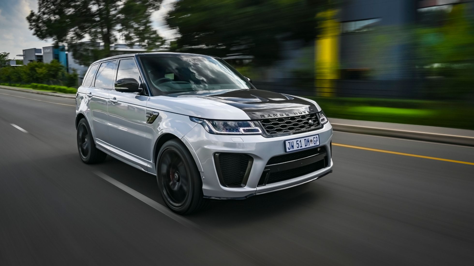609d00cfeca4db90c12dba6d_Range-Rover-Sport-Carbon_042.jpg