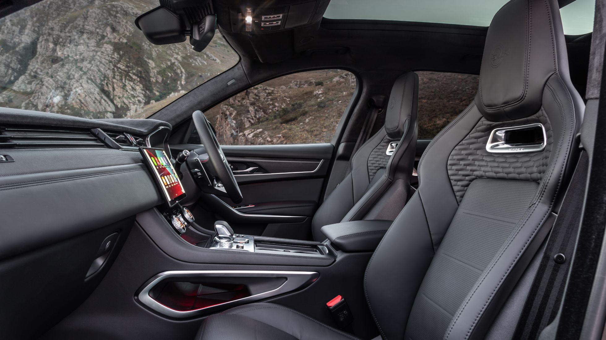 61843dda9dc984f489dd9b0f_New-F-PACE-SVR-20-1.jpg