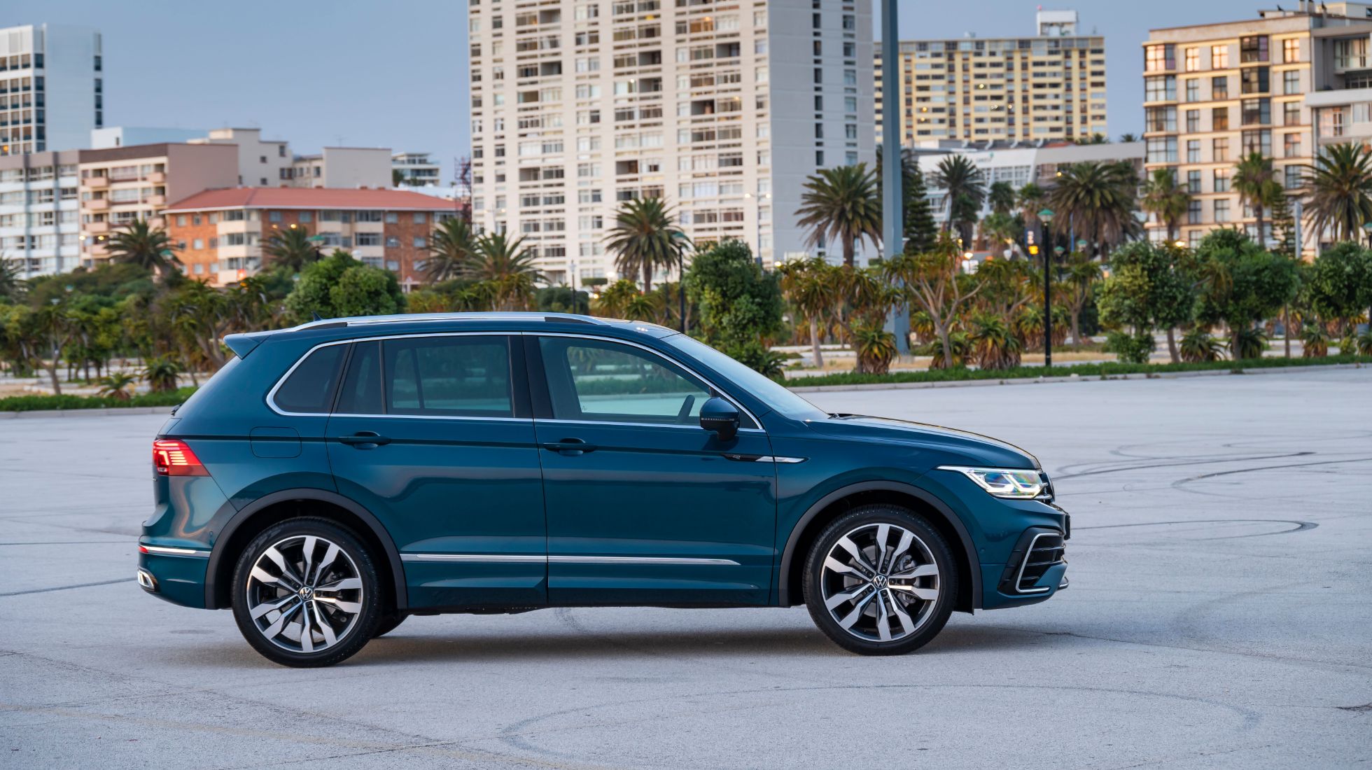 623d9c9a2831166456d6cd47_New-Volkswagen-Tiguan-Static_006.jpg