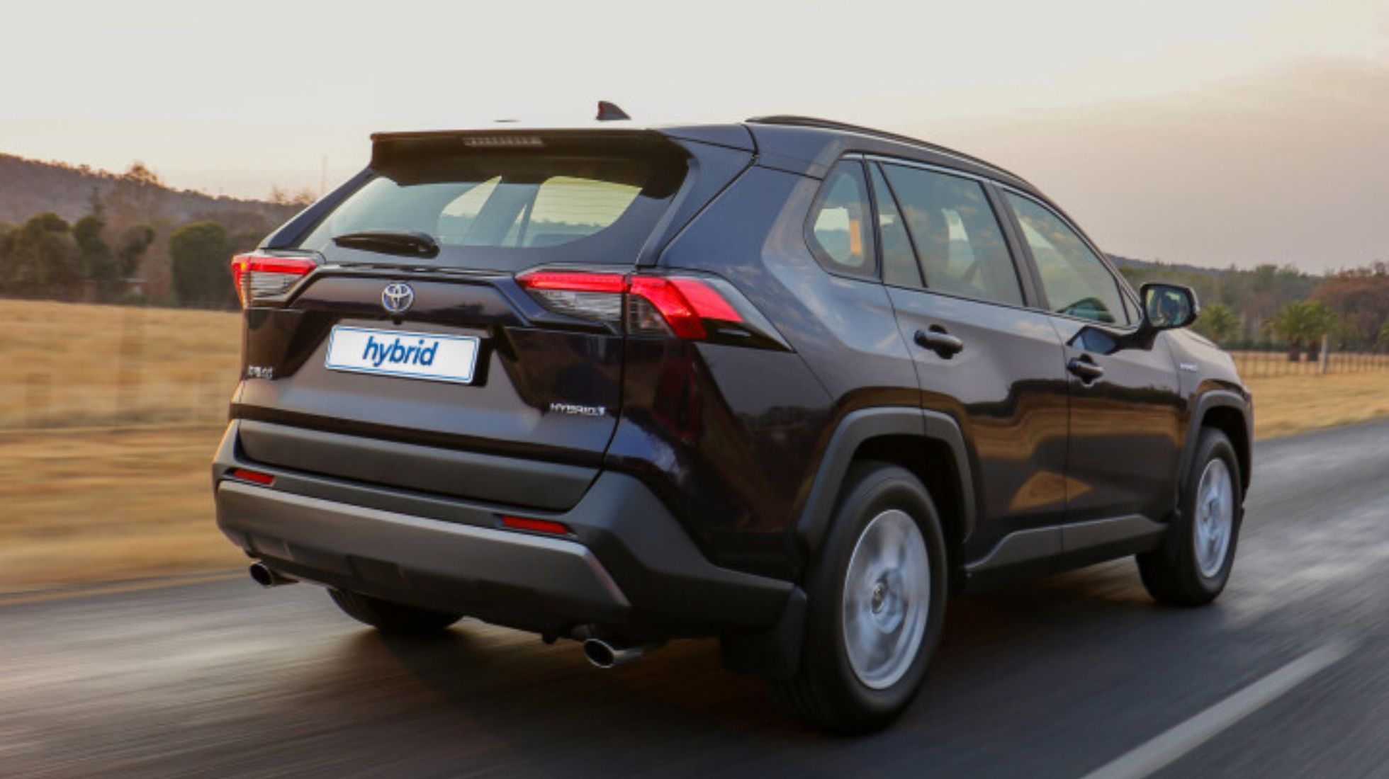 62ac3cad61d79e34fc41c514_Toyota-Rav4-Hybrid-TopGear-SA-Rear.jpg