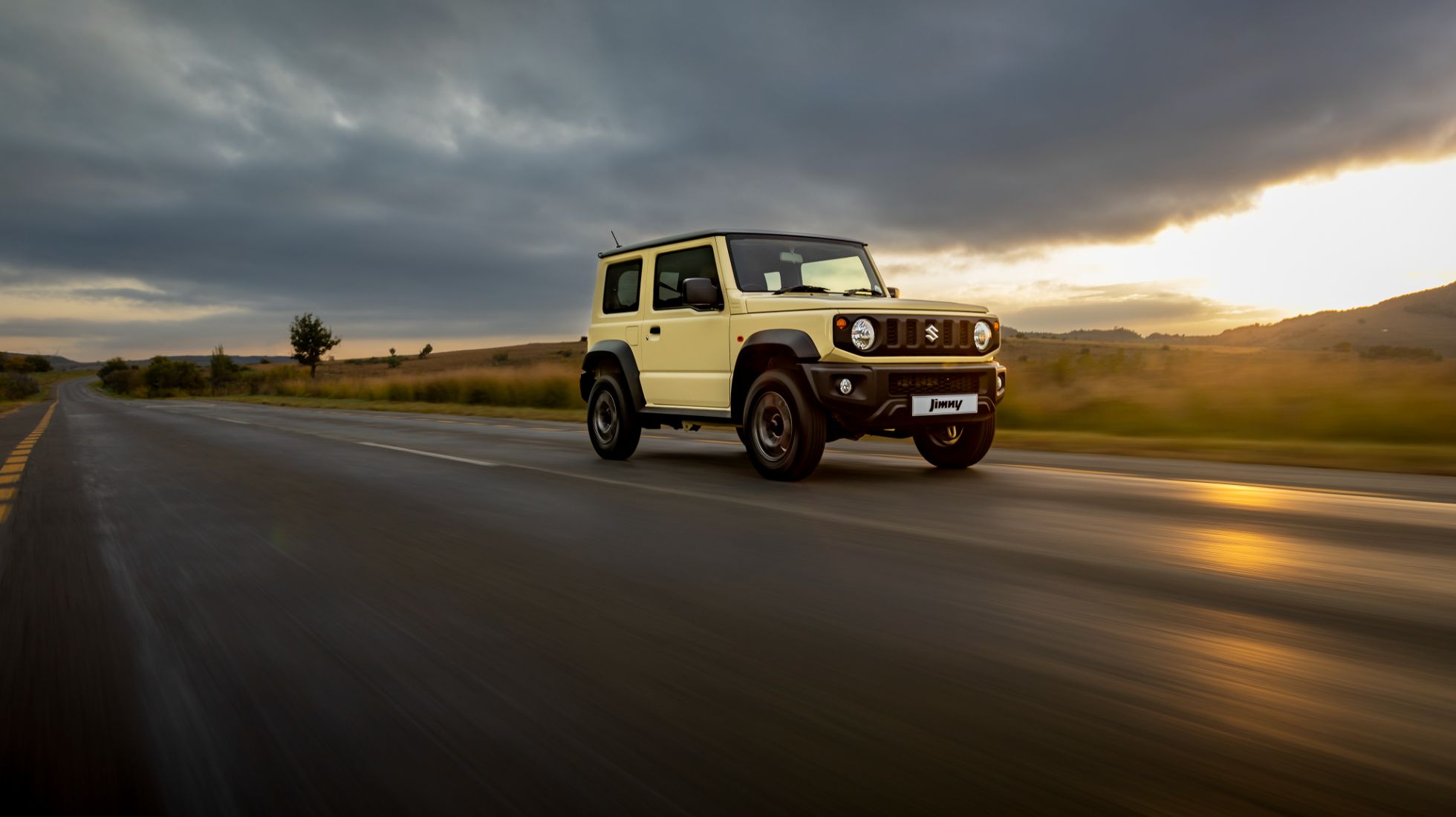 62bd7a6e699f892df8e21445_Suzuki-Jimng-GL-TopGear-SA-Front-2.jpg