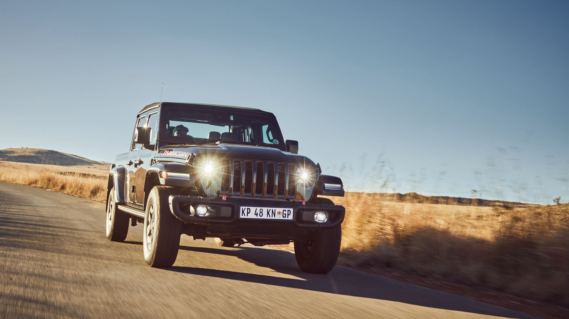 6343ee79635ccf61ee30c7c2_Jeep-Gladiator-TopGear-SA-Front-3.jpg