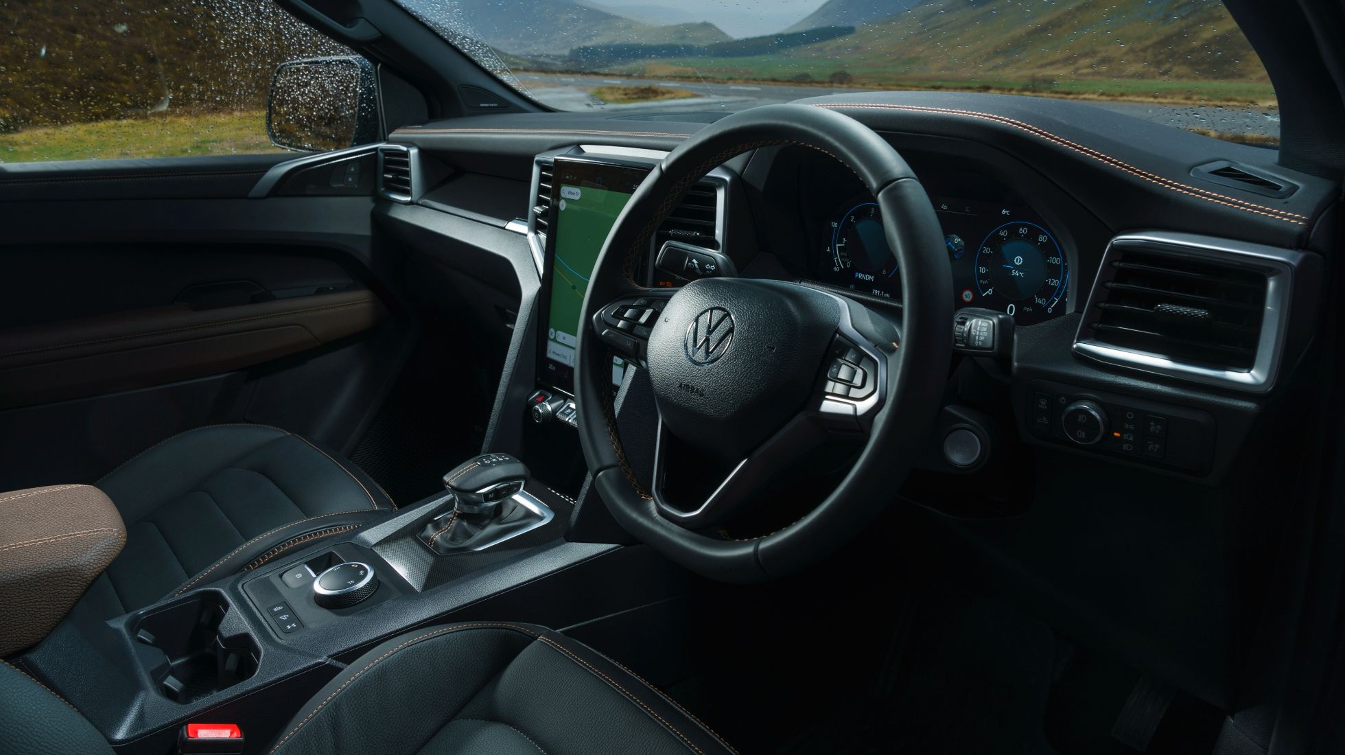 64ae5dd336ebfbfd5a5c61fd_VW-Amarok-PanAmericana-TopGear-SA-Interior-4.jpg