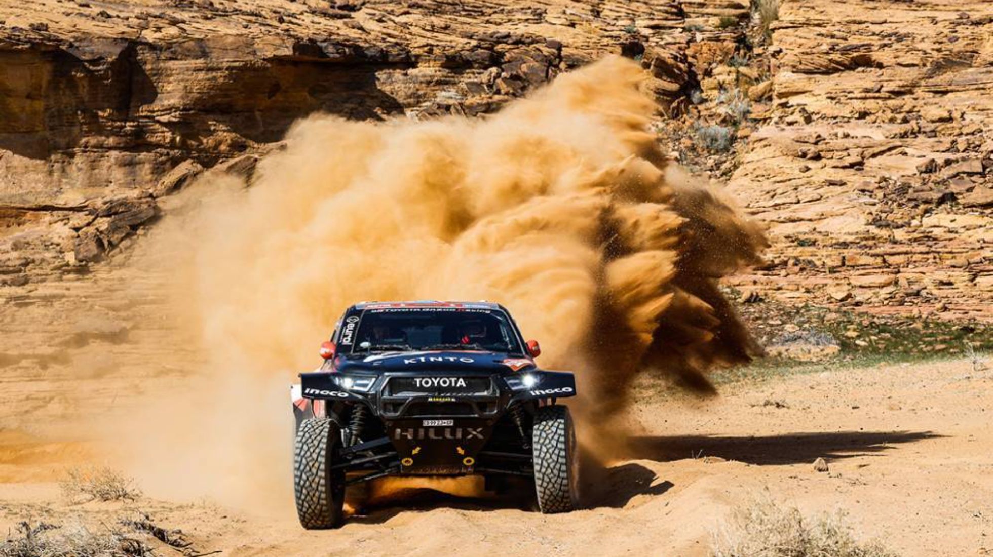 659d30de8346701cf4e9ab5e_Dakar-2024-TopGearSA-TGR-Hilux.jpg