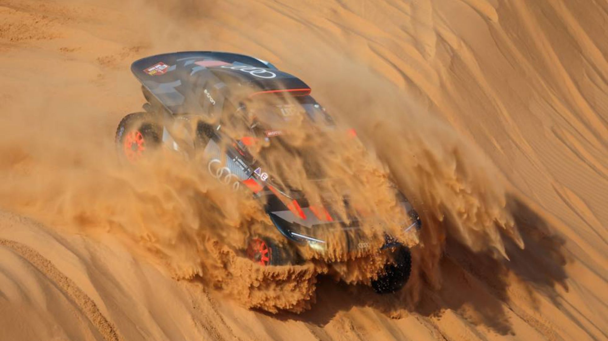 65a66ef8f8b0a948b90fb07a_Dakar-Stage-8-TopGearSA-Audi-Sand.jpg