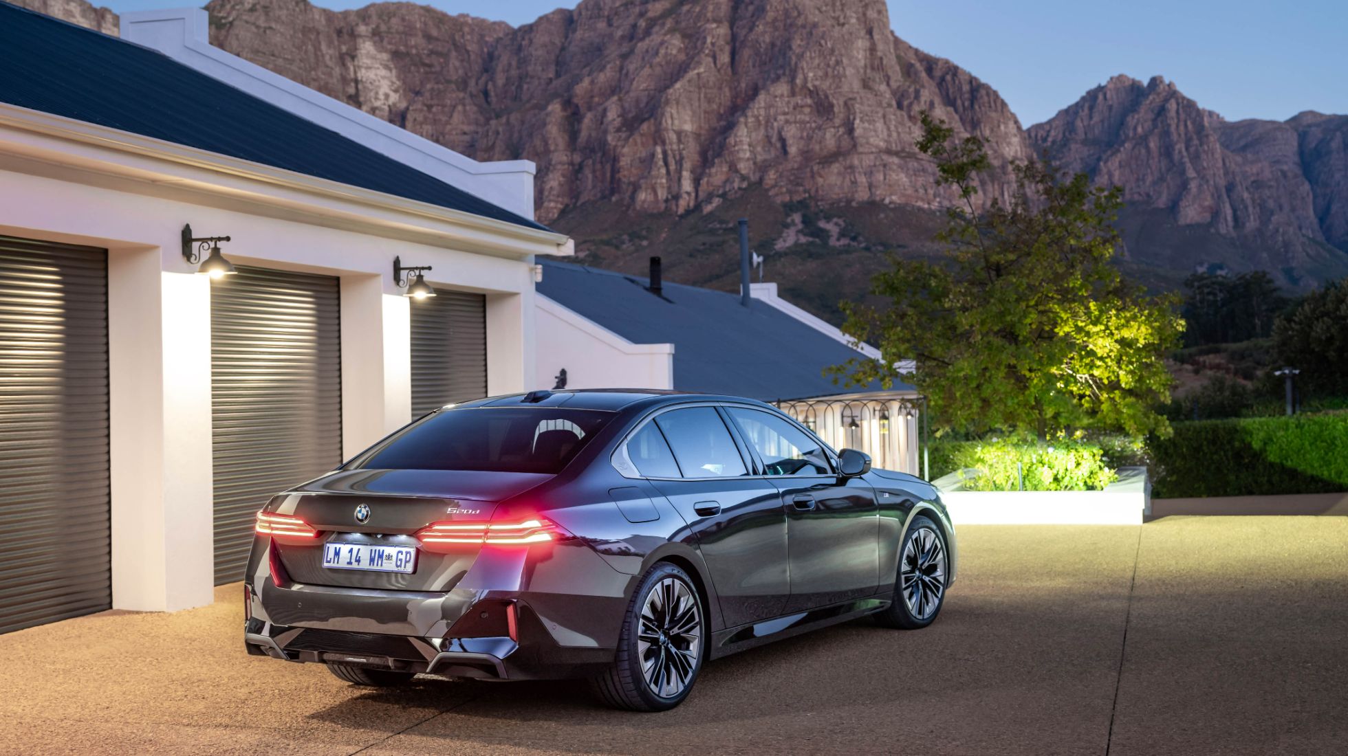 65e969208751c28670726b1f_BMW-520d-TopGear-SA-3.jpg