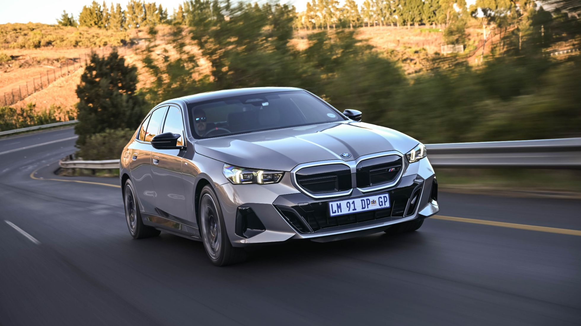 65e9693bcc12336e1ee50137_BMW-i5-M60-TopGear-SA-2.jpg