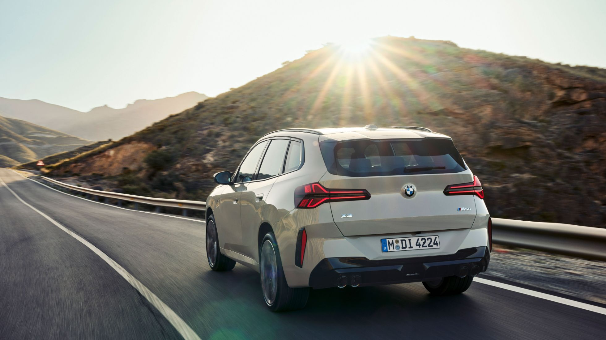 6672daab743db96065045408_BMW-X3-M50-xDrive-TopGear-SA-Rear.jpg