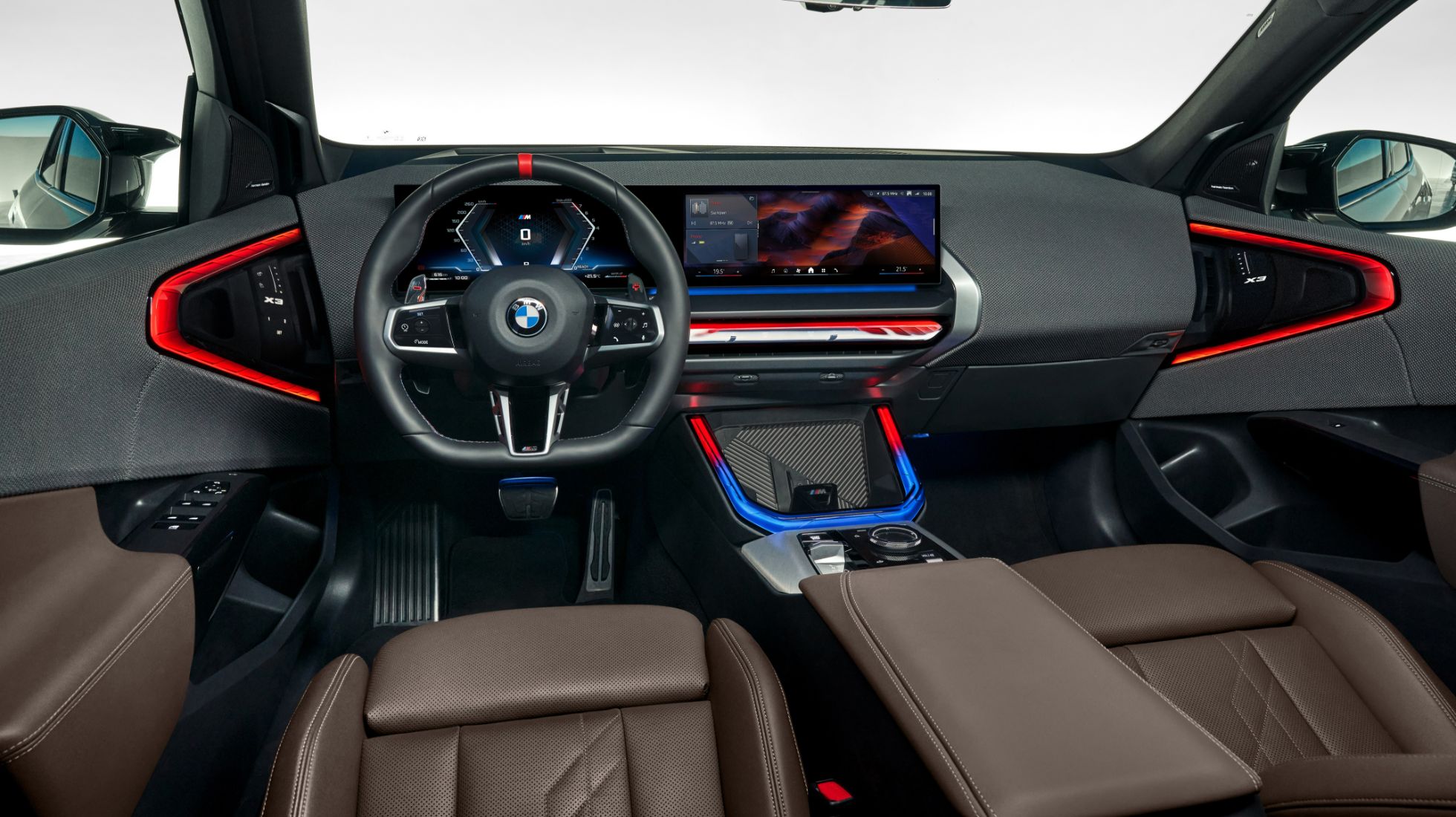 6672daadd9f8c2c8bffa4be1_BMW-X3-M50-xDrive-TopGear-SA-Interior.jpg