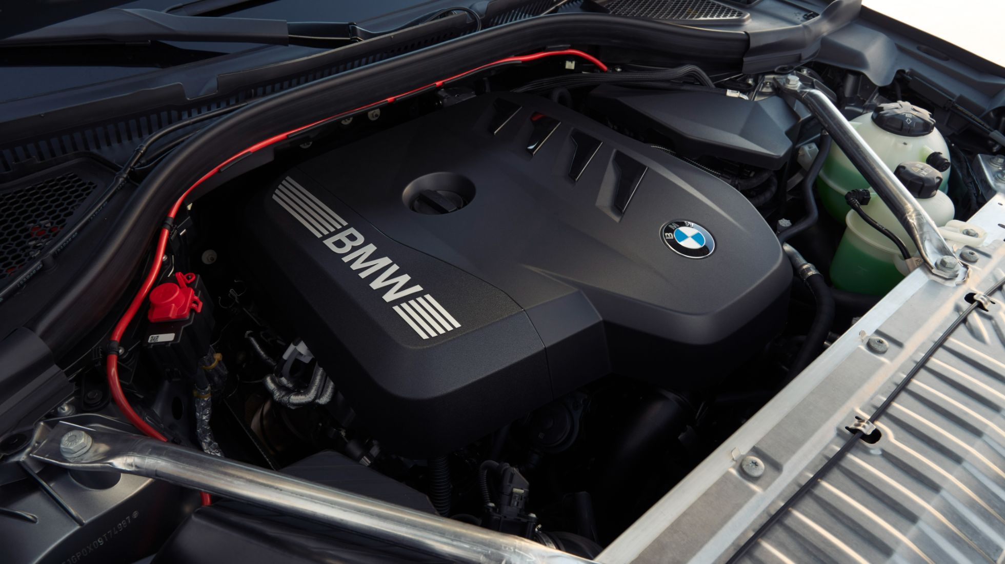 6672dac860afce51d6a1e1eb_BMW-X3-TopGear-SA-Engine.jpg