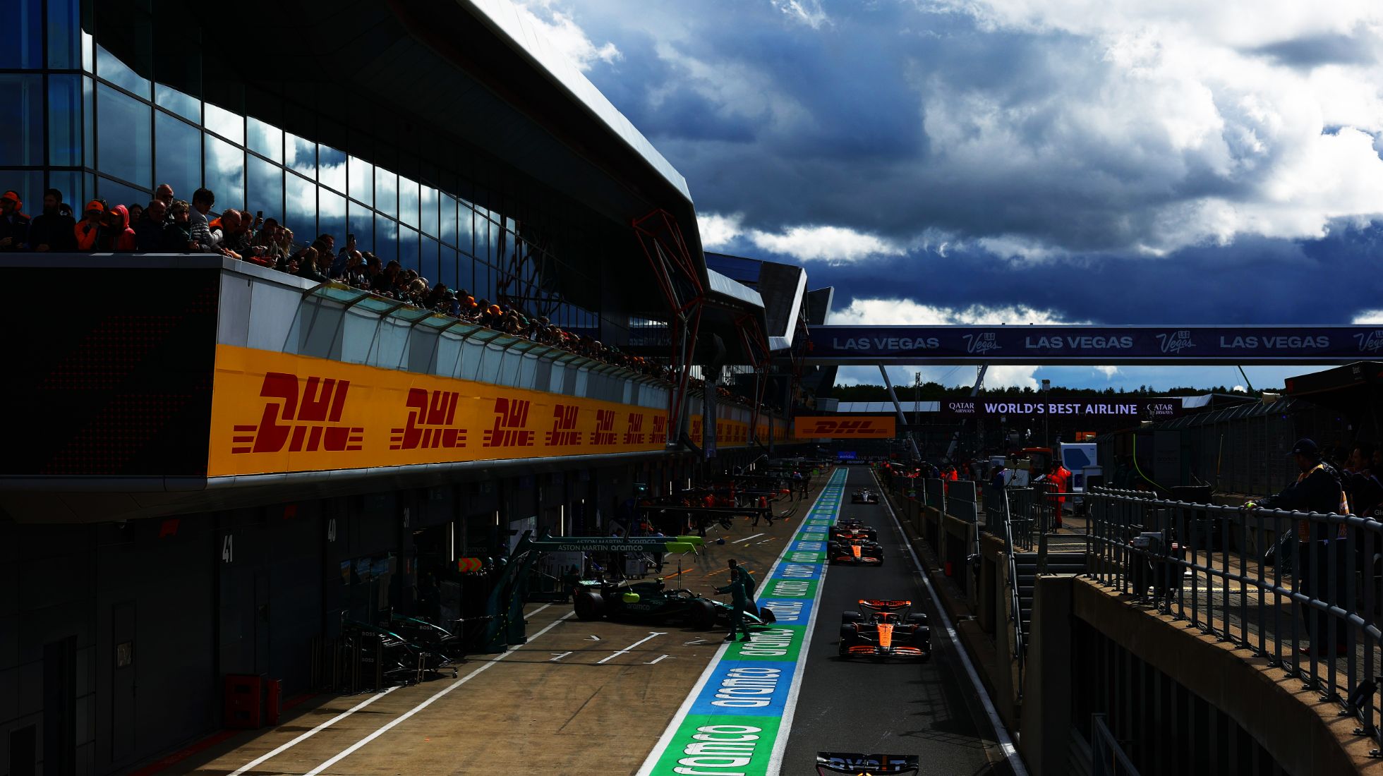 668d32722a9034f2c4710f2c_British-GP-TopGearSA-Pits.jpg