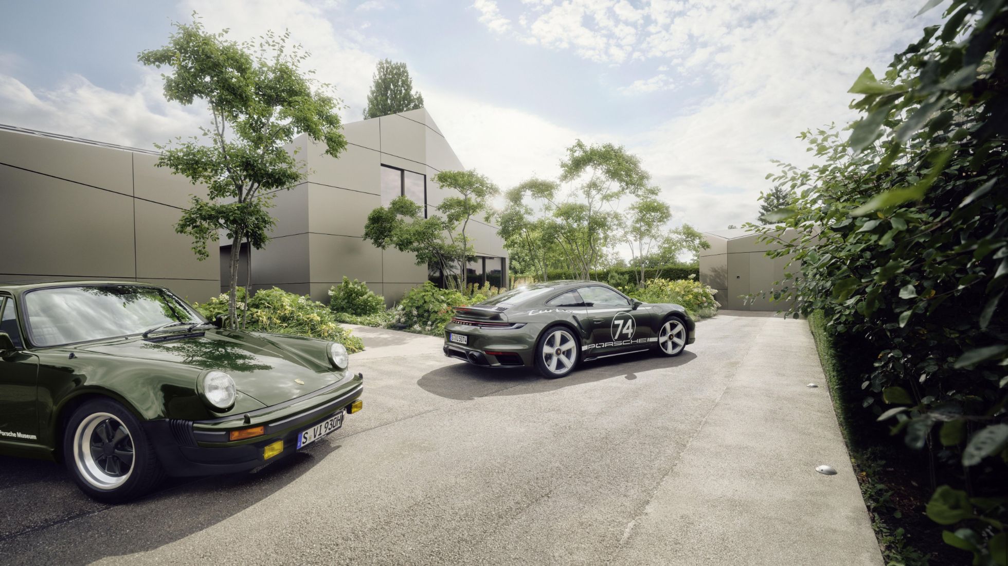 66c2fc3231fccefa329c1b15_Porsche-911-Turbo-50-Years-TopGear-SA-Classic.jpg