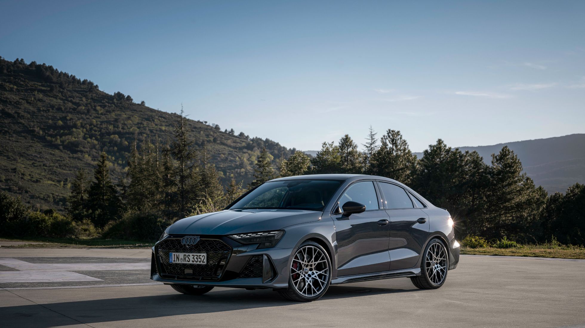 66c475089512ca693a3099dd_Facelifted-Audi-RS-3-TopGear-SA-Front-end.jpg