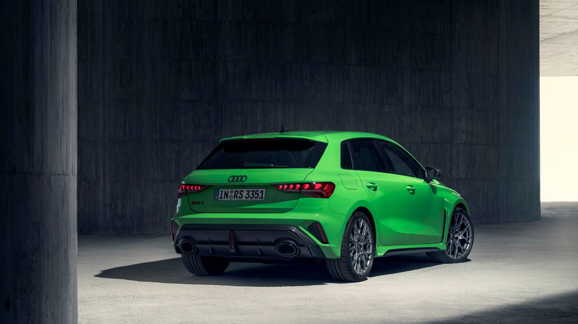 66c4750994ba59a51b9b0b5d_Facelifted-Audi-RS-3-TopGear-SA-Rear.jpg