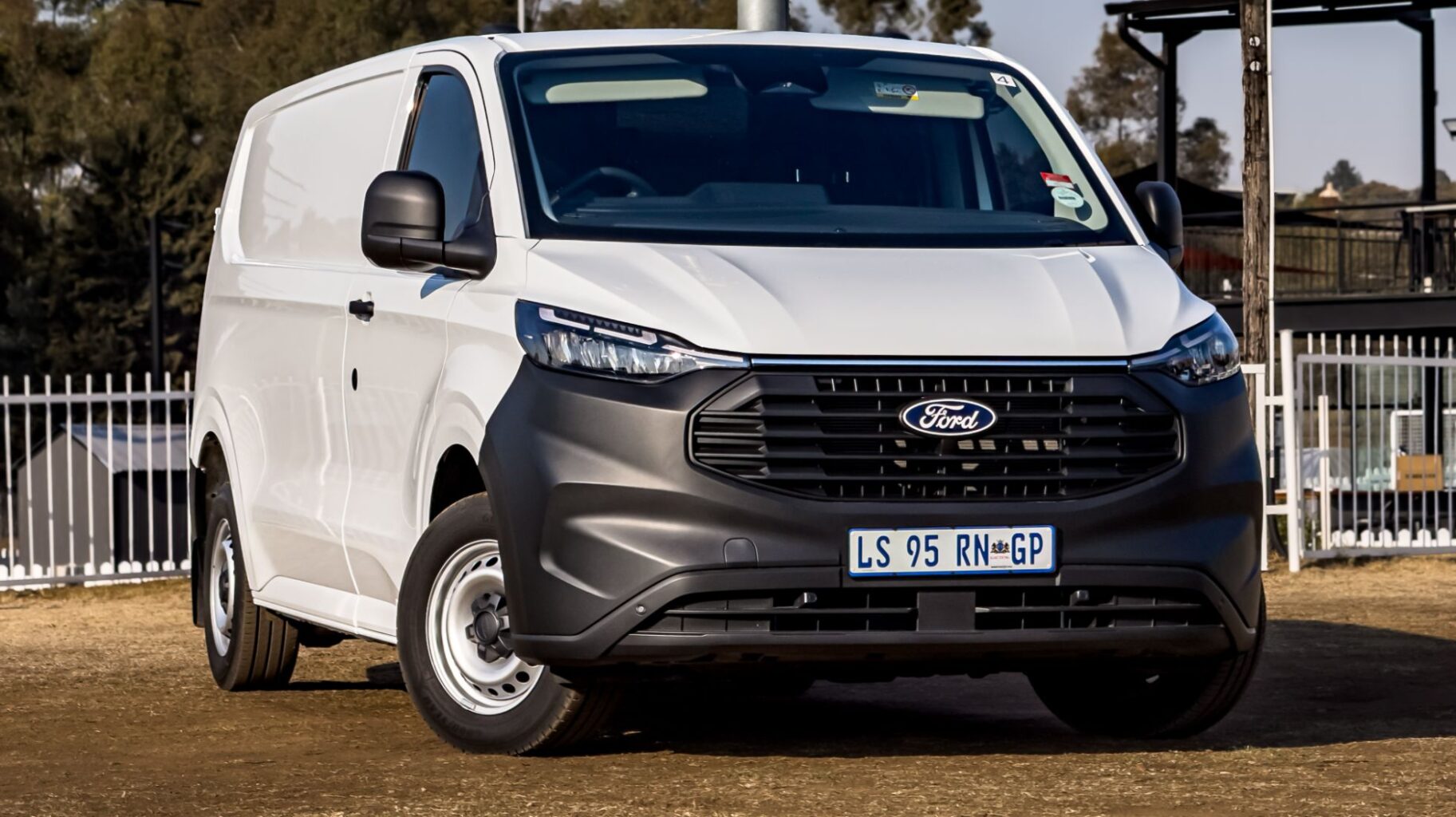 Transit Custom 2.0SiT panel van LWB