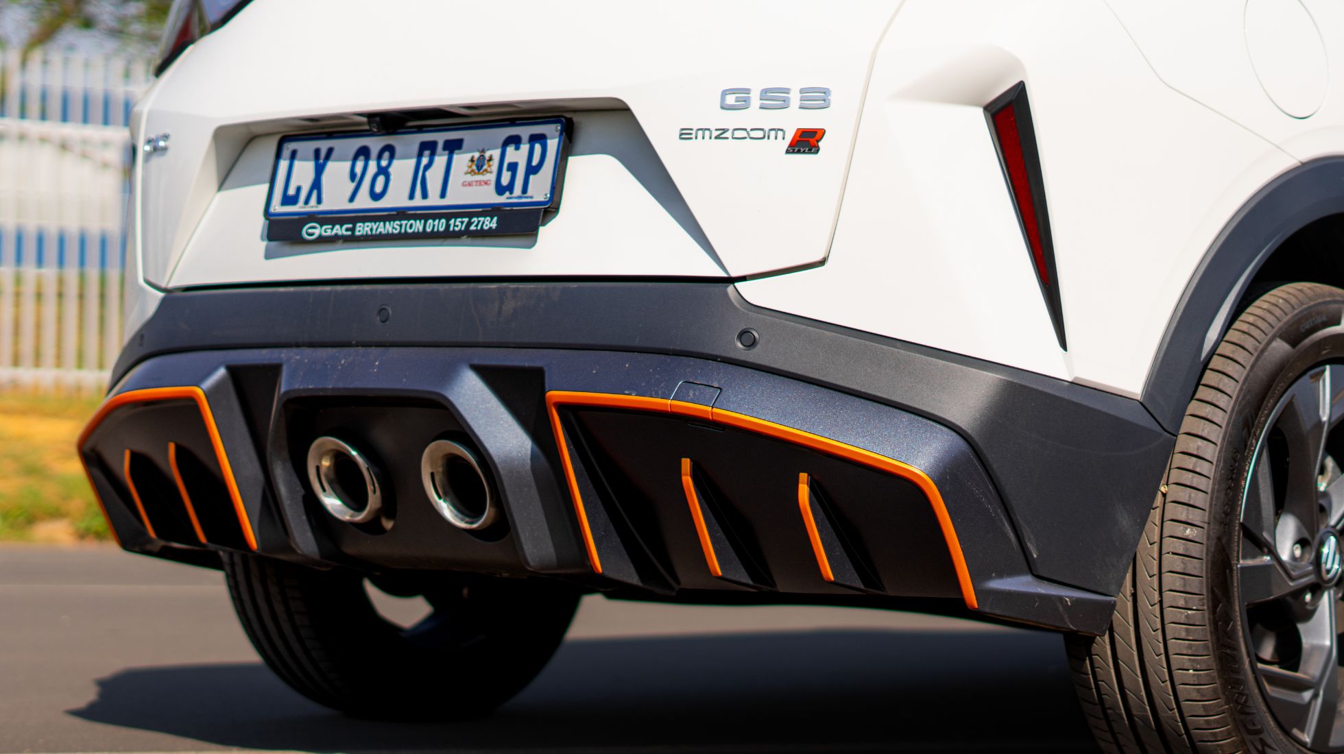 6723838dbb00d8dd1db02afd_GAC-GS3-Emzoom-R-Style-TopGear-SA-Exhaust-Pipes.jpg