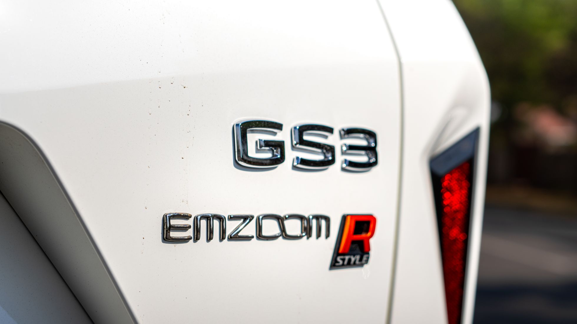 6723838e01e0d1a0c9e019c5_GAC-GS3-Emzoom-R-Style-TopGear-SA-Badges.jpg