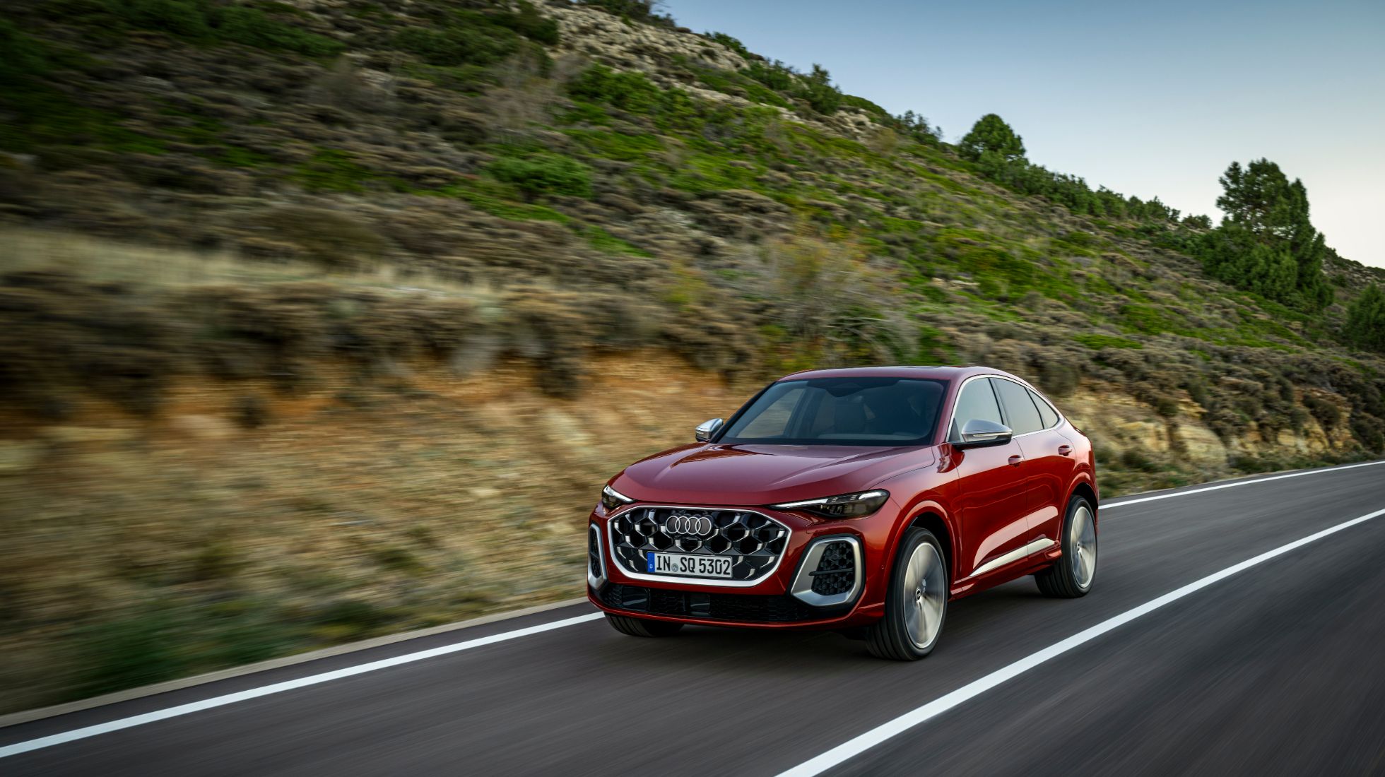6745b8b19a88c42bd85d3d0e_Audi-Q5-Sportback-TopGear-SA-Rear.jpg