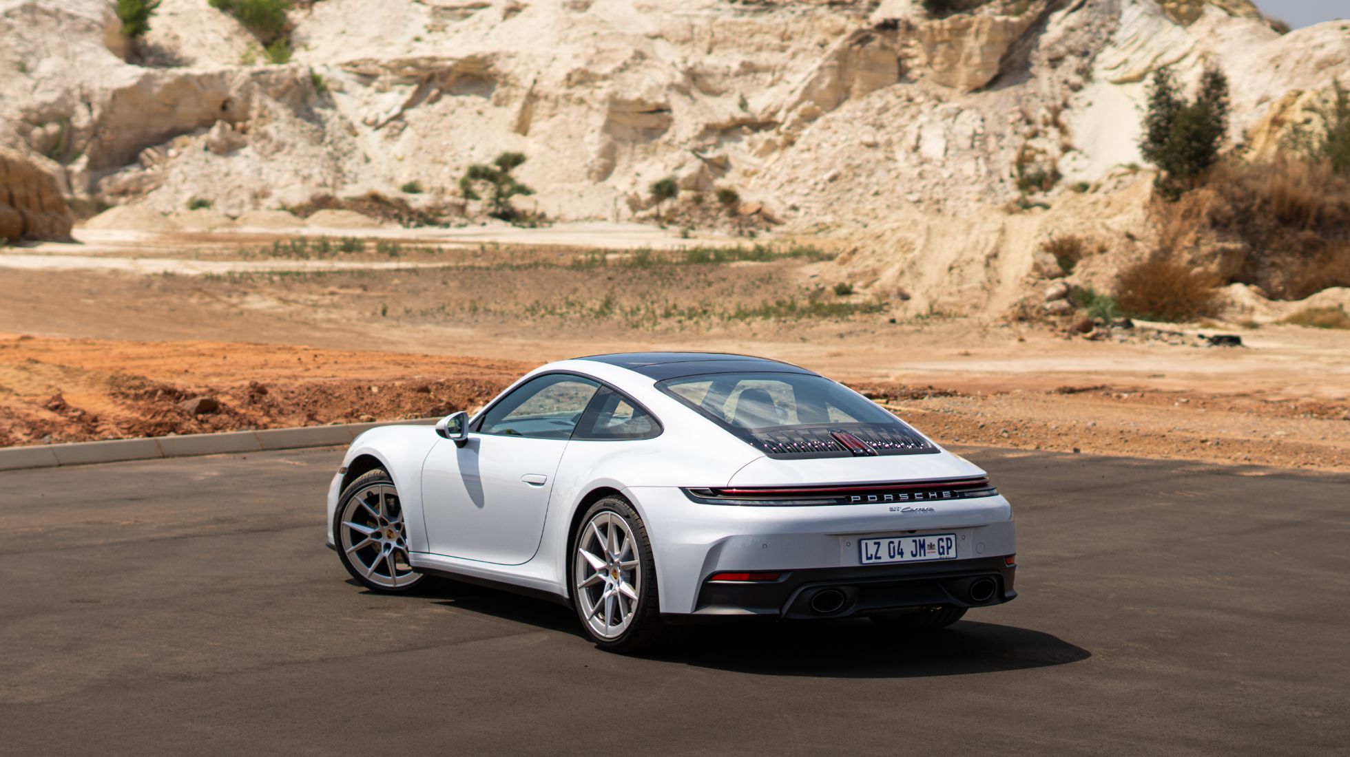 678ea6e9853d7825f901a1d9_2025-Porsche-911-Carrera-Rear-Q-JHB-TopGear-SA-Img.jpg