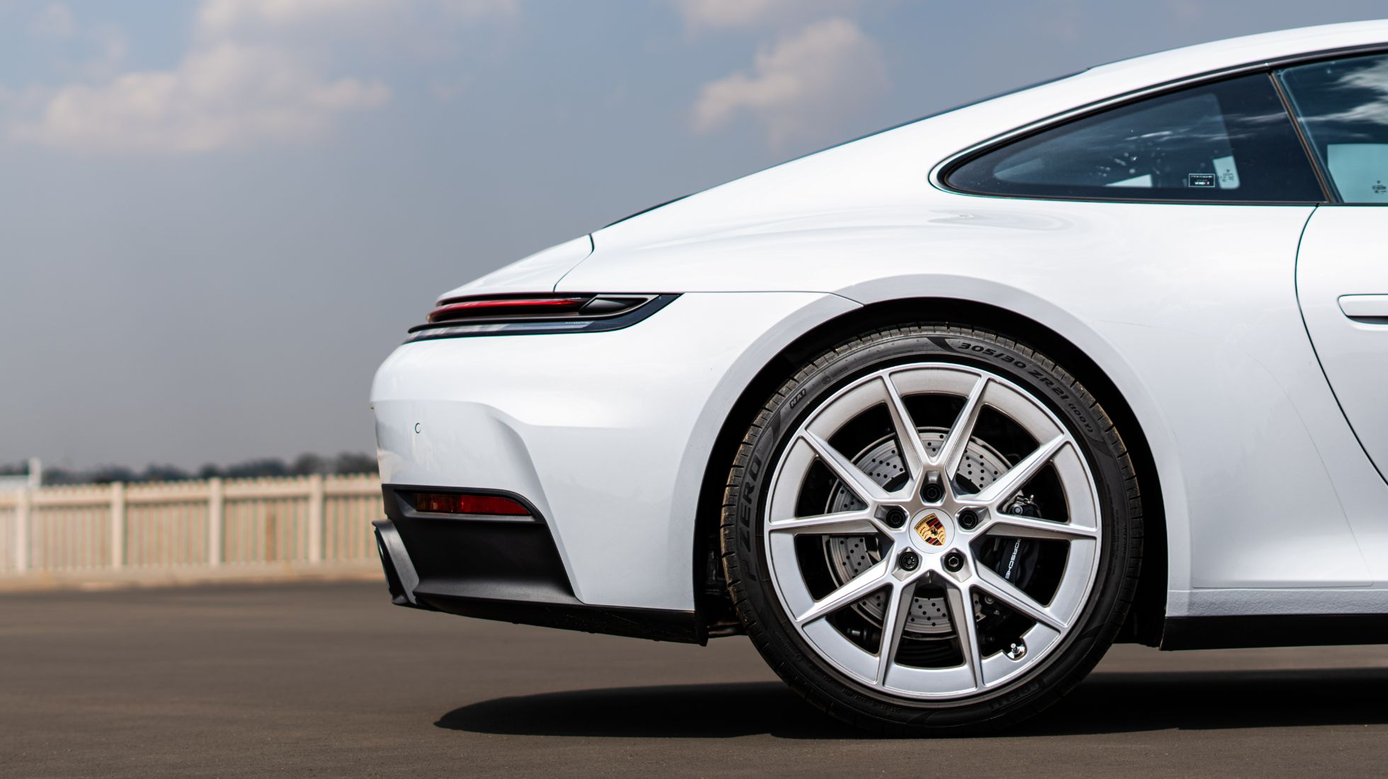 678ea6f18390de1aae28aa8f_2025-Porsche-911-Carrera-Rear-Q-Fender-Sloping-Roof-JHB-TopGear-SA-Img.jpg