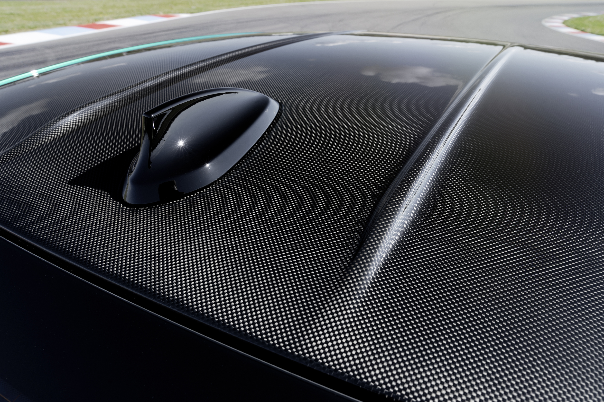 5f6ac111ebcf36fa393e512c_P90399328_highRes_the-new-bmw-m3-compe.jpg