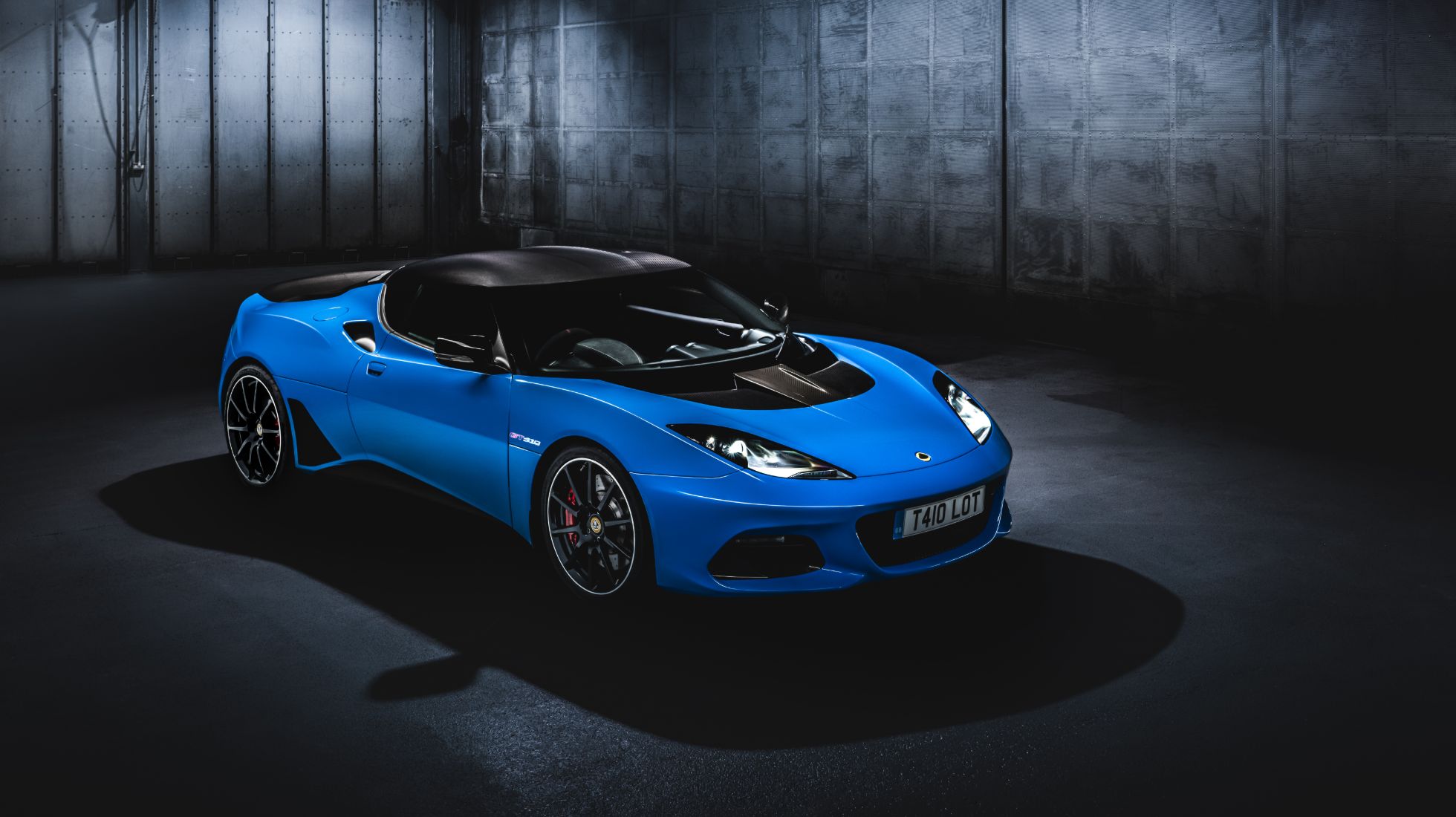 6011368fb65e39800d76d8d3_Evora-GT410-Sport-1.jpg