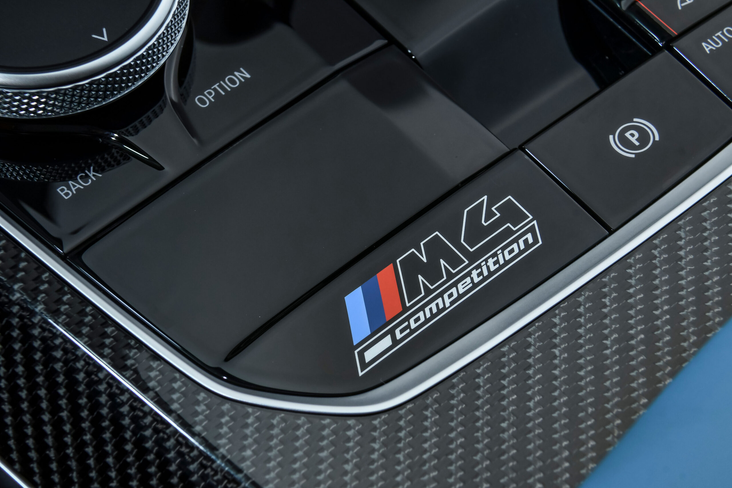 60638887b0694d05e2810b39_BMW-_205.jpg