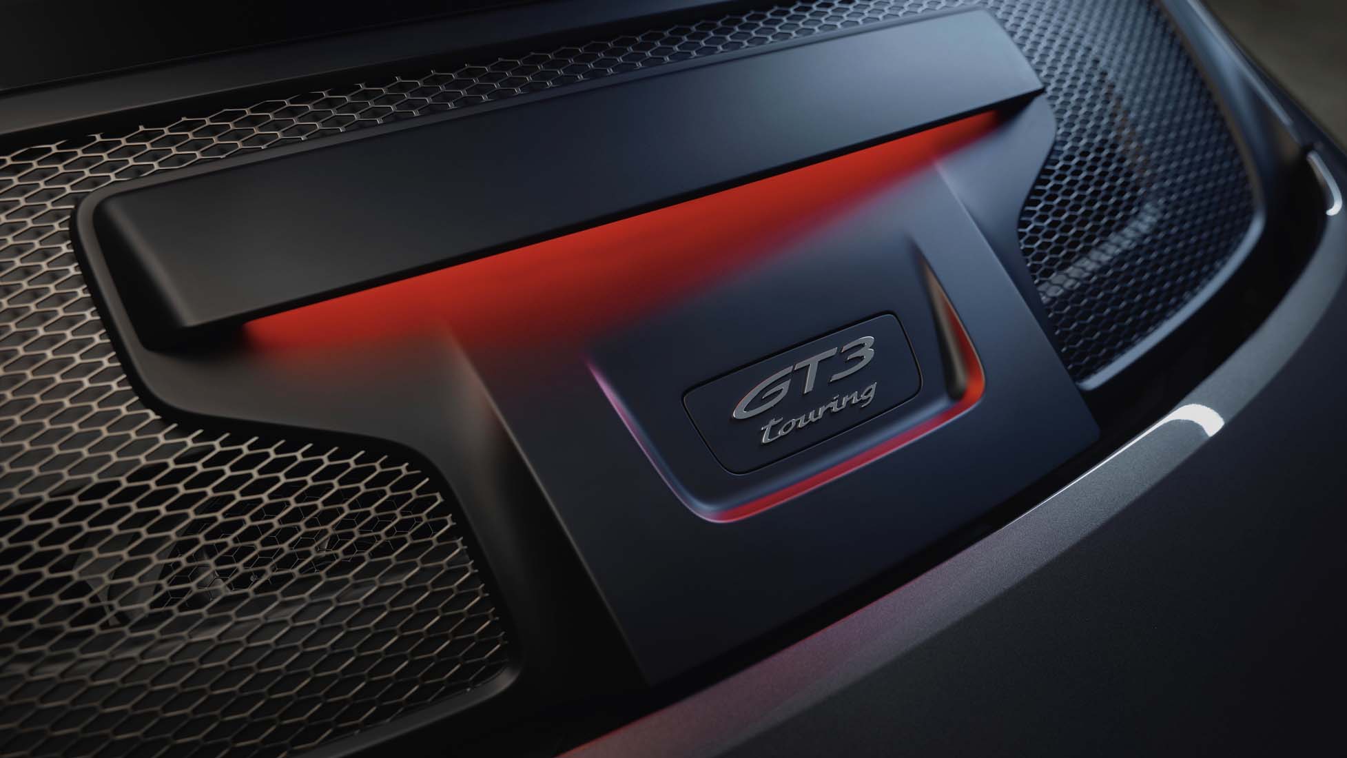 60cc592a2f4b4da3b7254504_Porsche-911-GT3-2.jpg