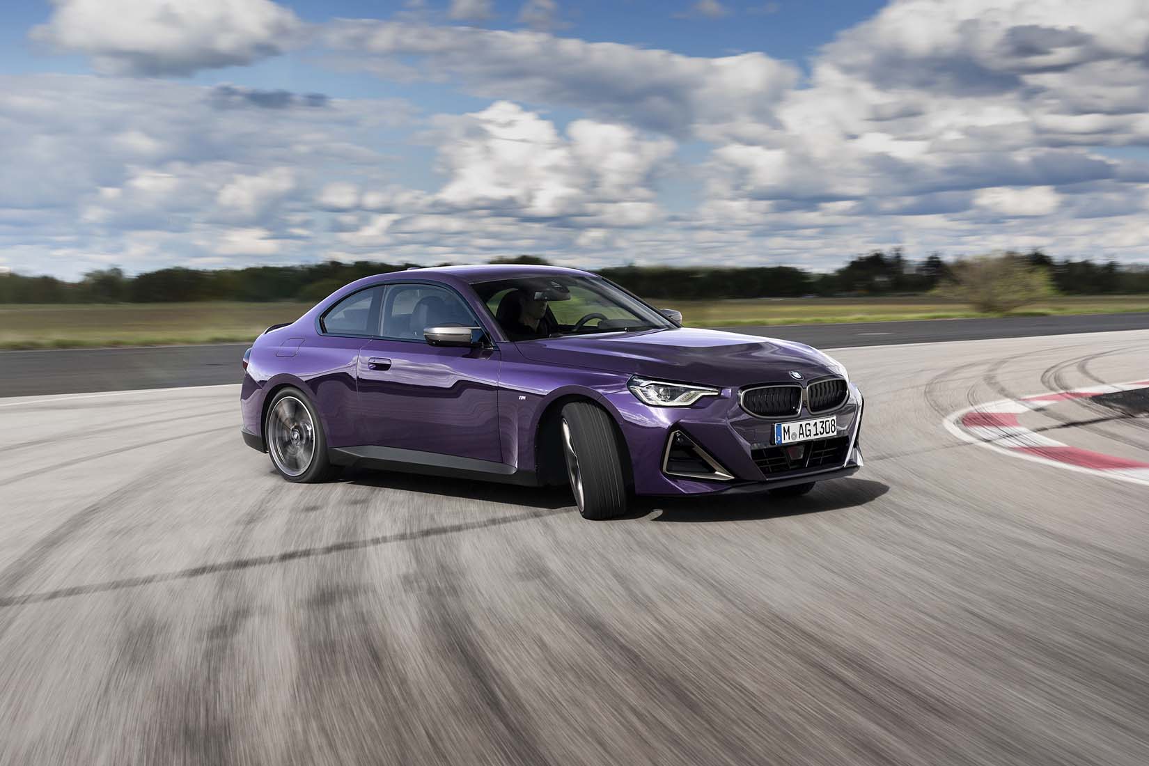 BMW 2 Series Coupe on its way (hopefully)