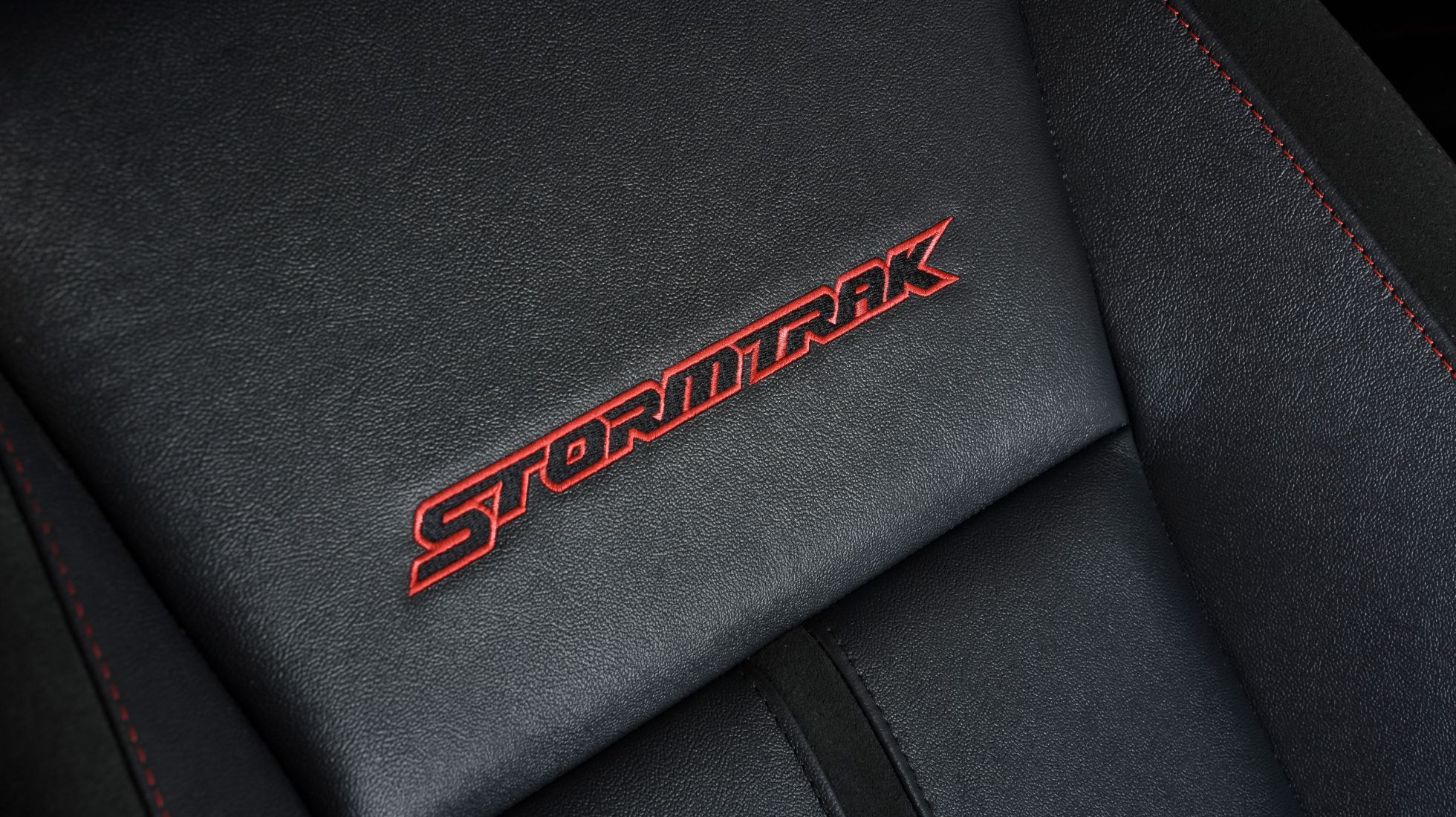 6149d713d0c6b4d1b425d6a8_Ford-Ranger-Stormtrak_154-1.jpg