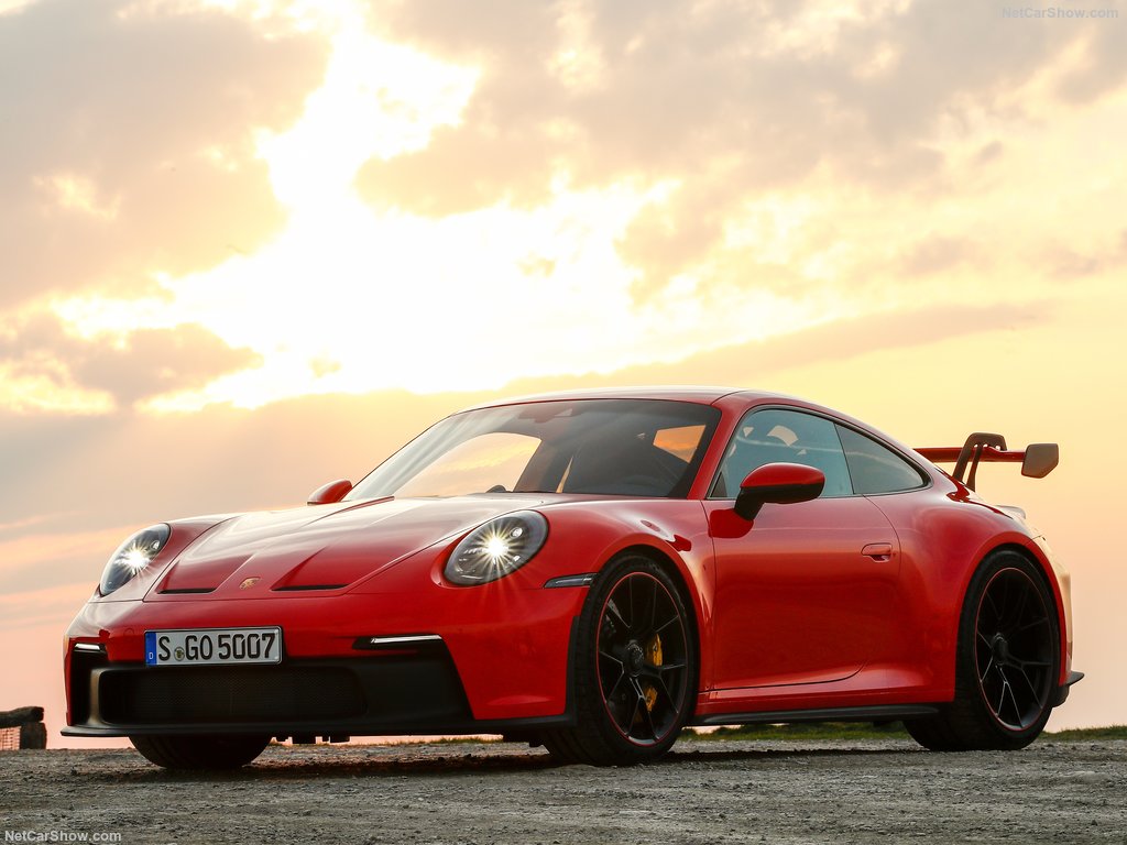 61e193c88fb6fc9a438cc9b4_Porsche-911_GT3-2022-1024-01.jpg
