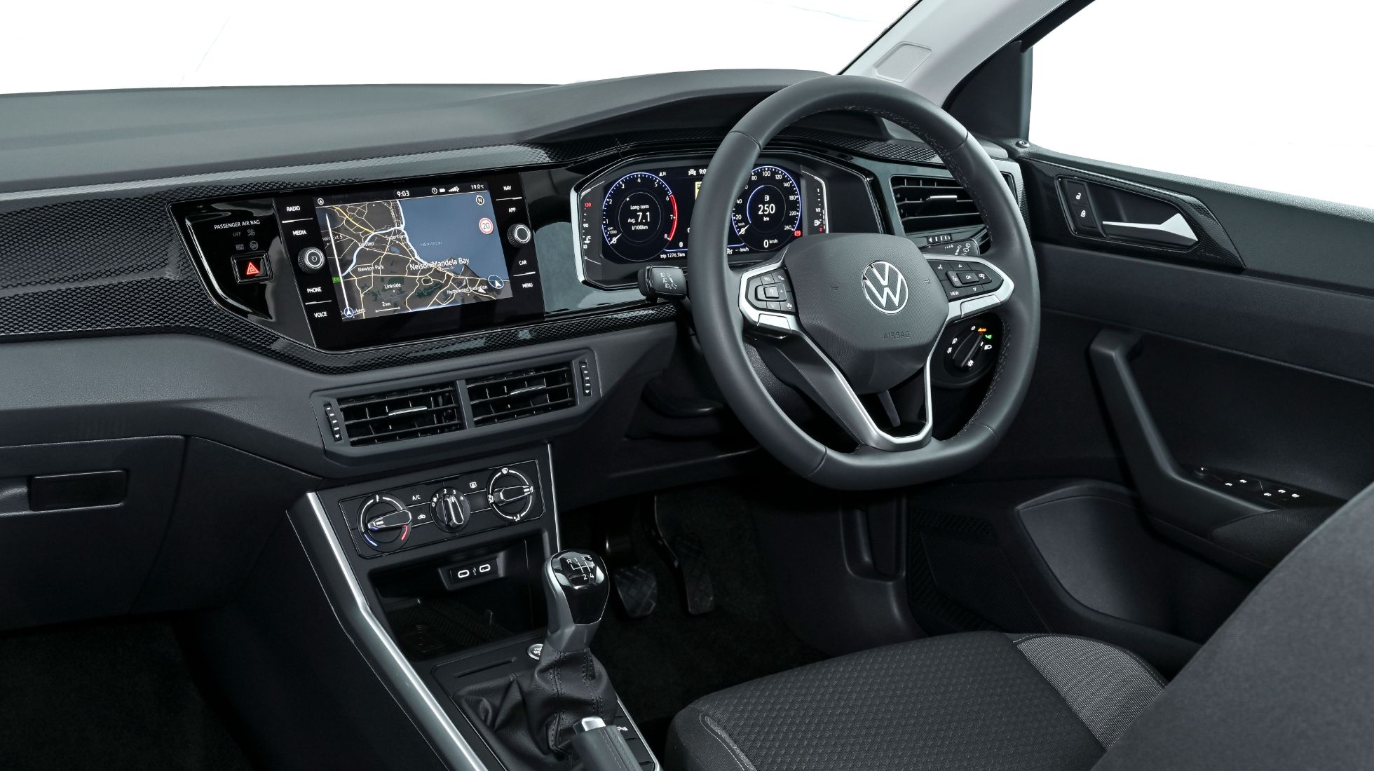 62271fc0615f43a2942c179a_Volkswagen-Polo-70kW-Manual-Interior_001-1.jpg