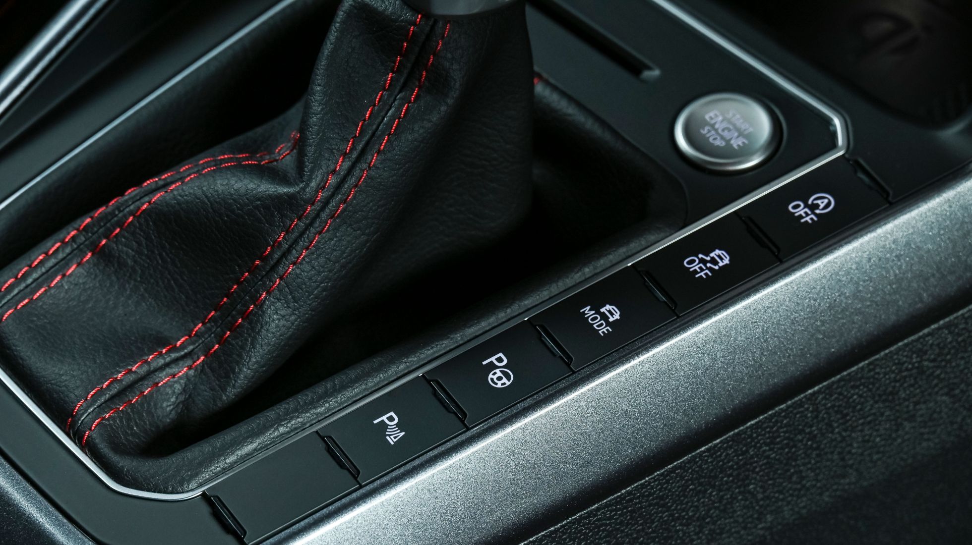 62272044746818a21da6ff3e_Volkswagen-Polo-GTI-Interior_010-1.jpg