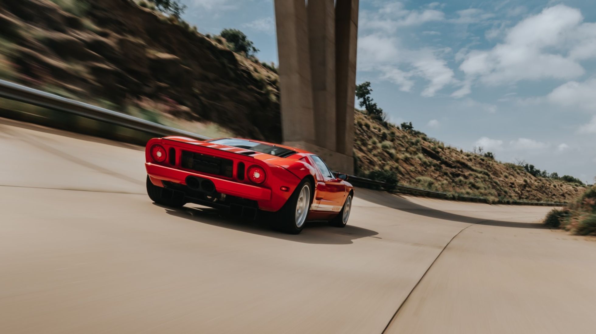 6256972316ddd2539830c00c_Ford-GT-7-1.jpg