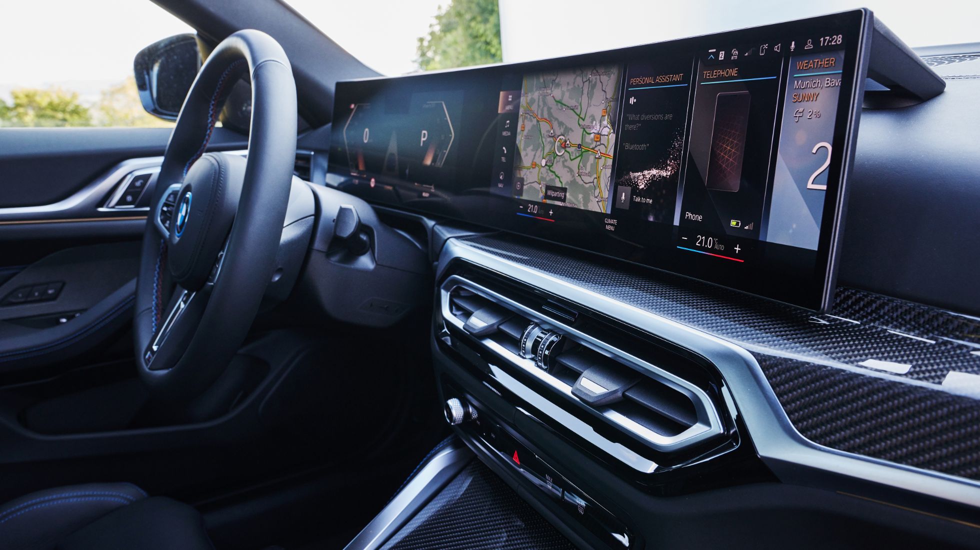 62813cb8ba1fe78325b0988e_TopGear-SA_bmw-i4-m50-9-2022-Interior-OS8-Infotainment.jpg