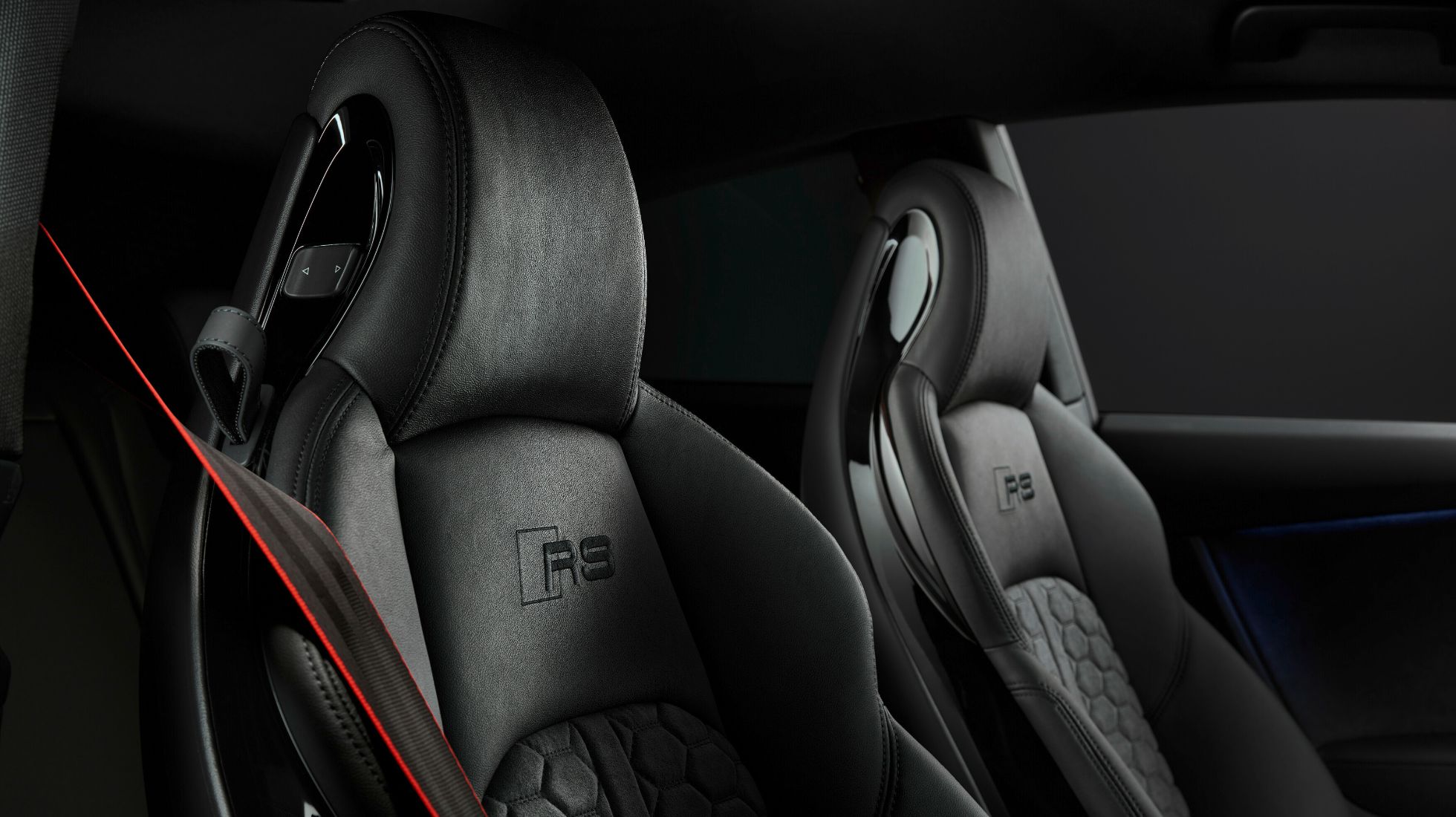 62849a7fb3df3852690e6c89_Audi-RS5-Coupe-TopGear-SA-Seats.jpg