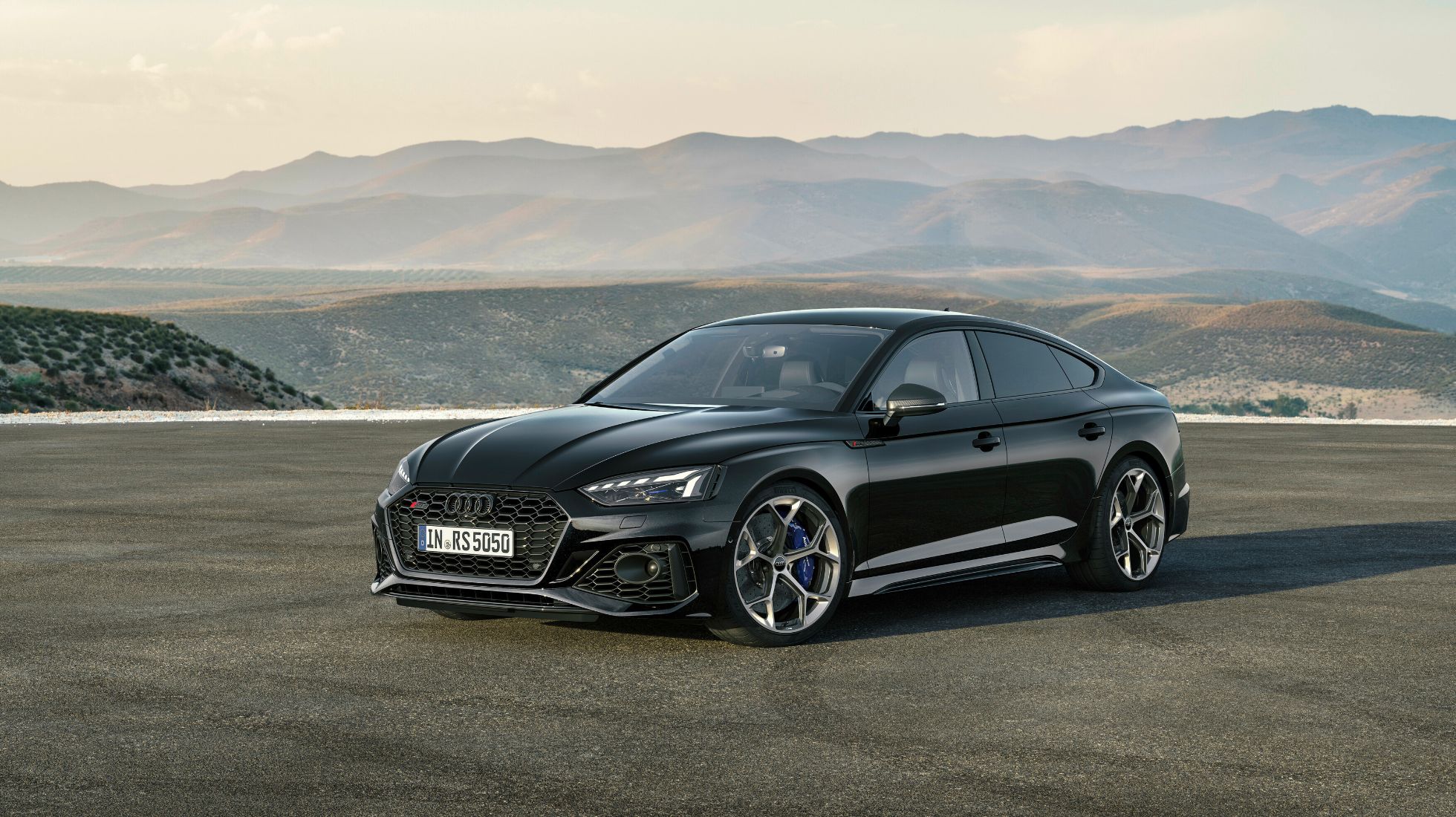62849a92a732b7497716d7ca_Audi-RS5-Sportback-TopGear-SA-Front-1.jpg