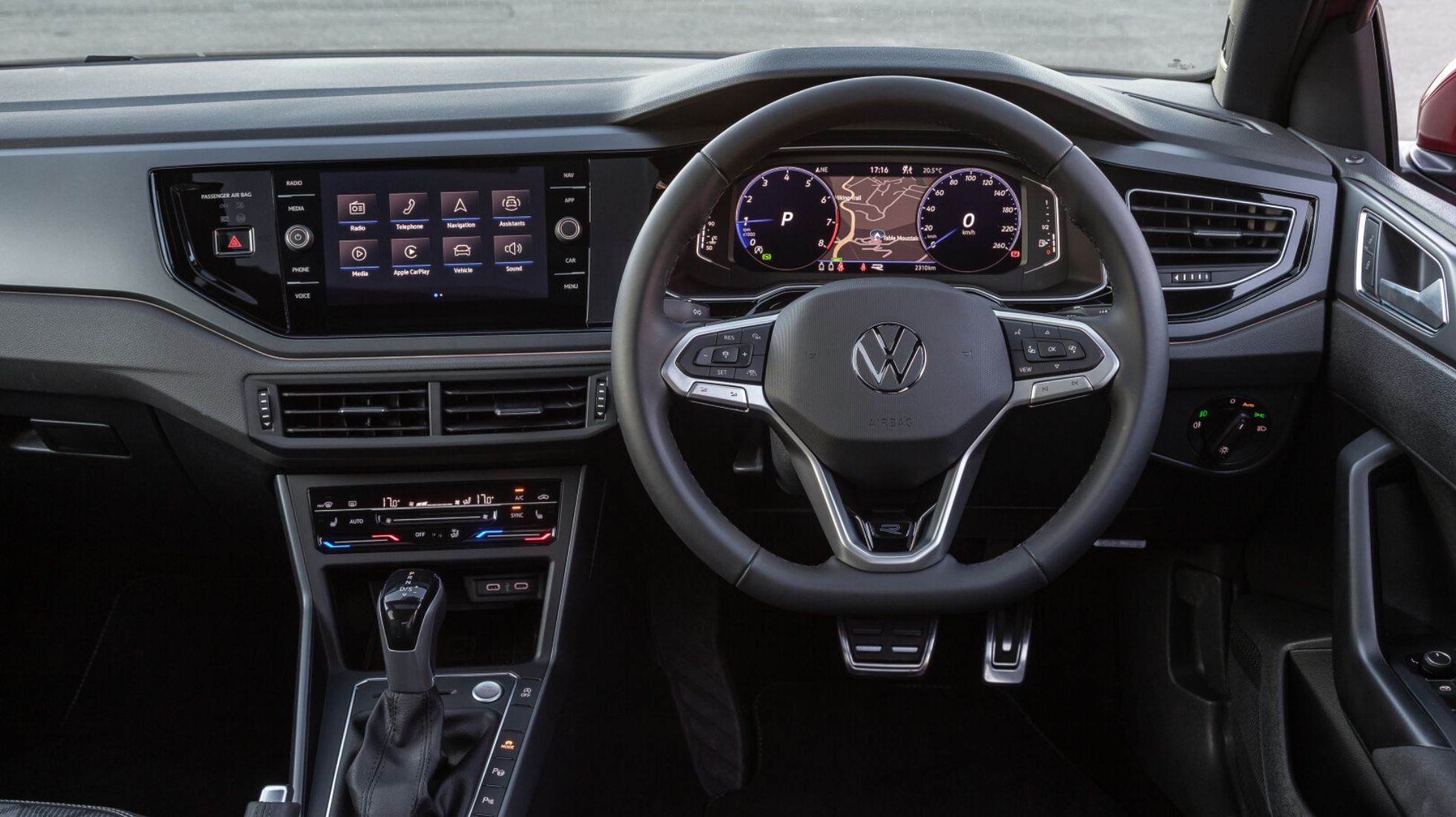 62a9ee9db6f598effee5ca27_VW-Taigo-TopGear-SA-Interior-3.jpg