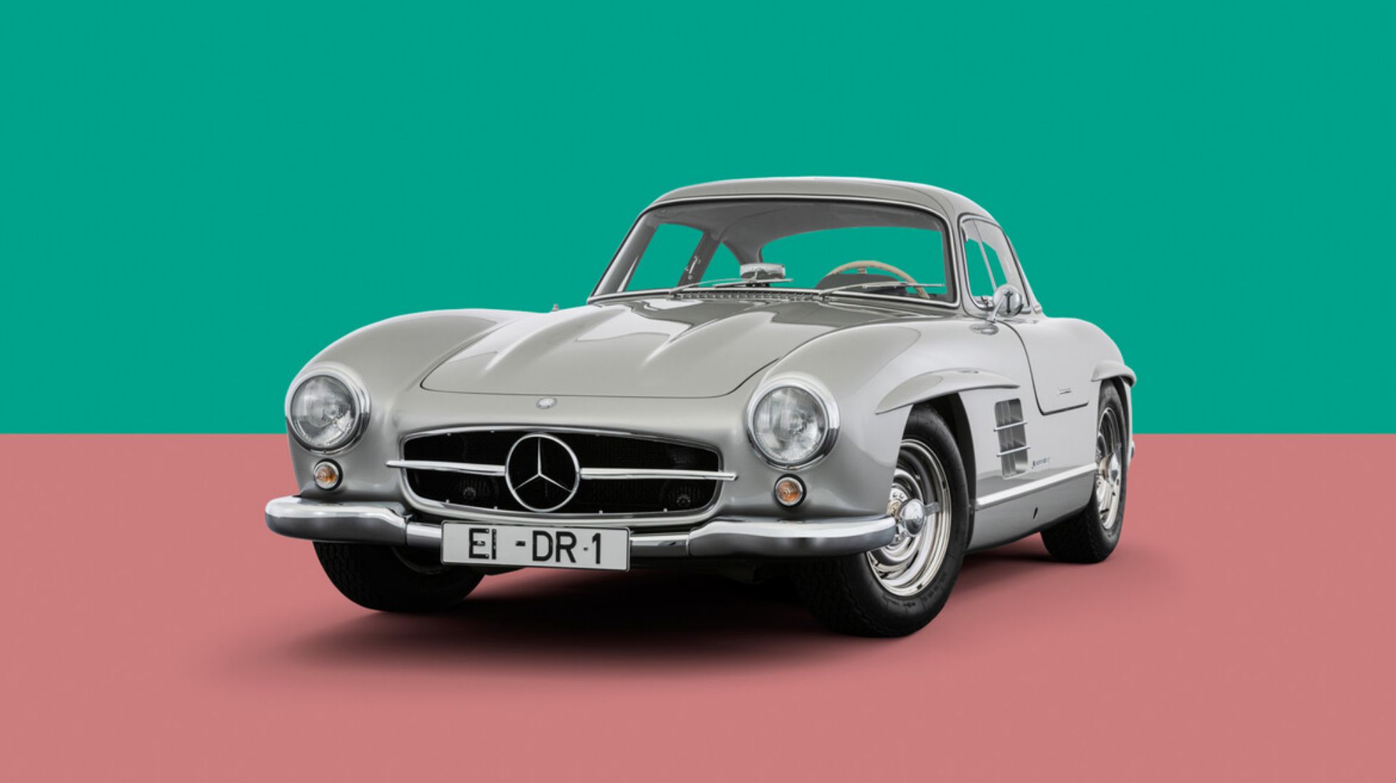 62b55ecc7a4574698532bec7_Brabus-Merc-300-SL-Gullwing-Andy-Warhol-TopGear-SA-Front-2.jpg