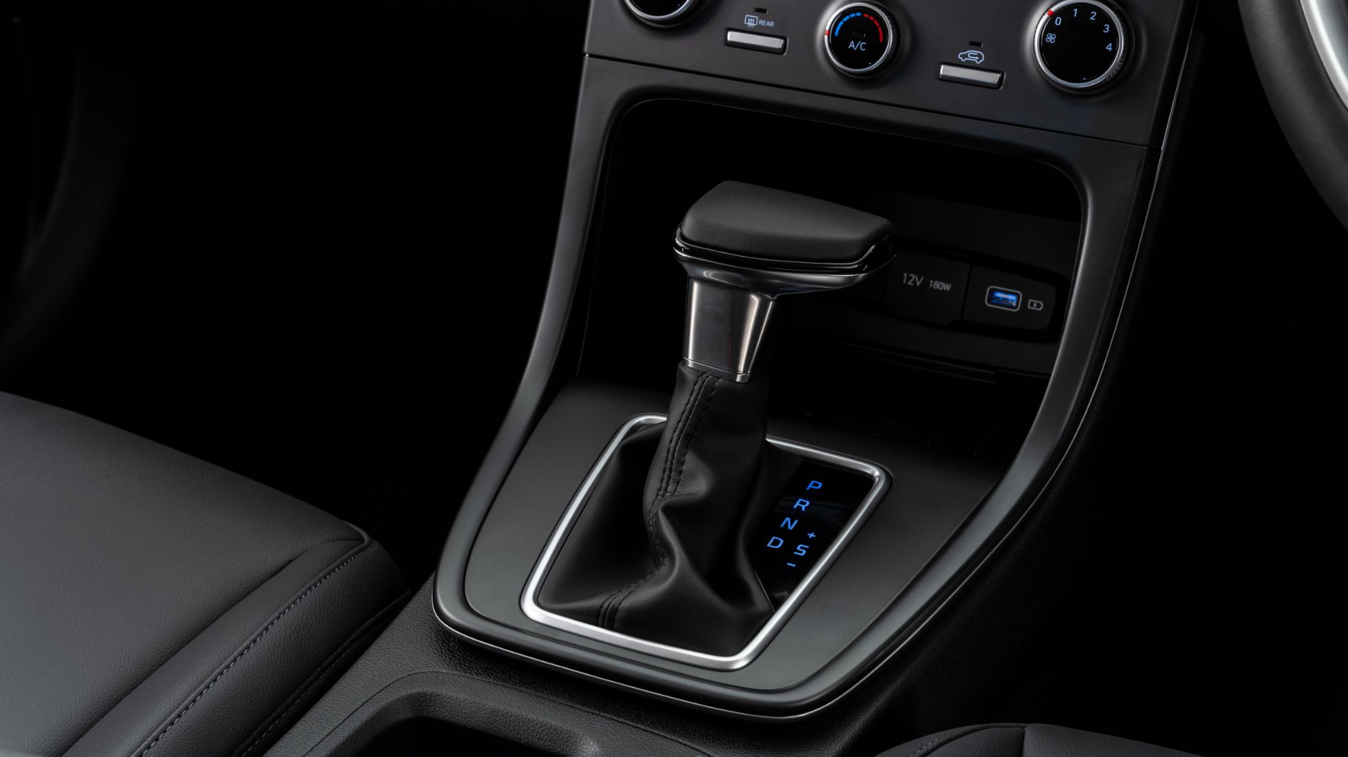 62d7dad68df24aef1a61cc94_Hyundai-Creta-Facelift-TopGear-SA-Interior-Details-2.jpg
