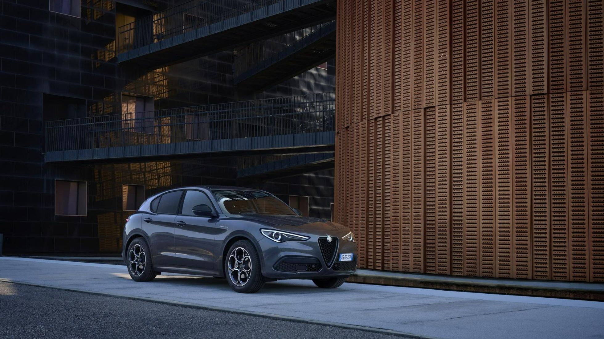630f1953ea300229d1756ee4_Alfa-Romeo-Stelvio-Veloce-TopGear-SA-Front.jpg
